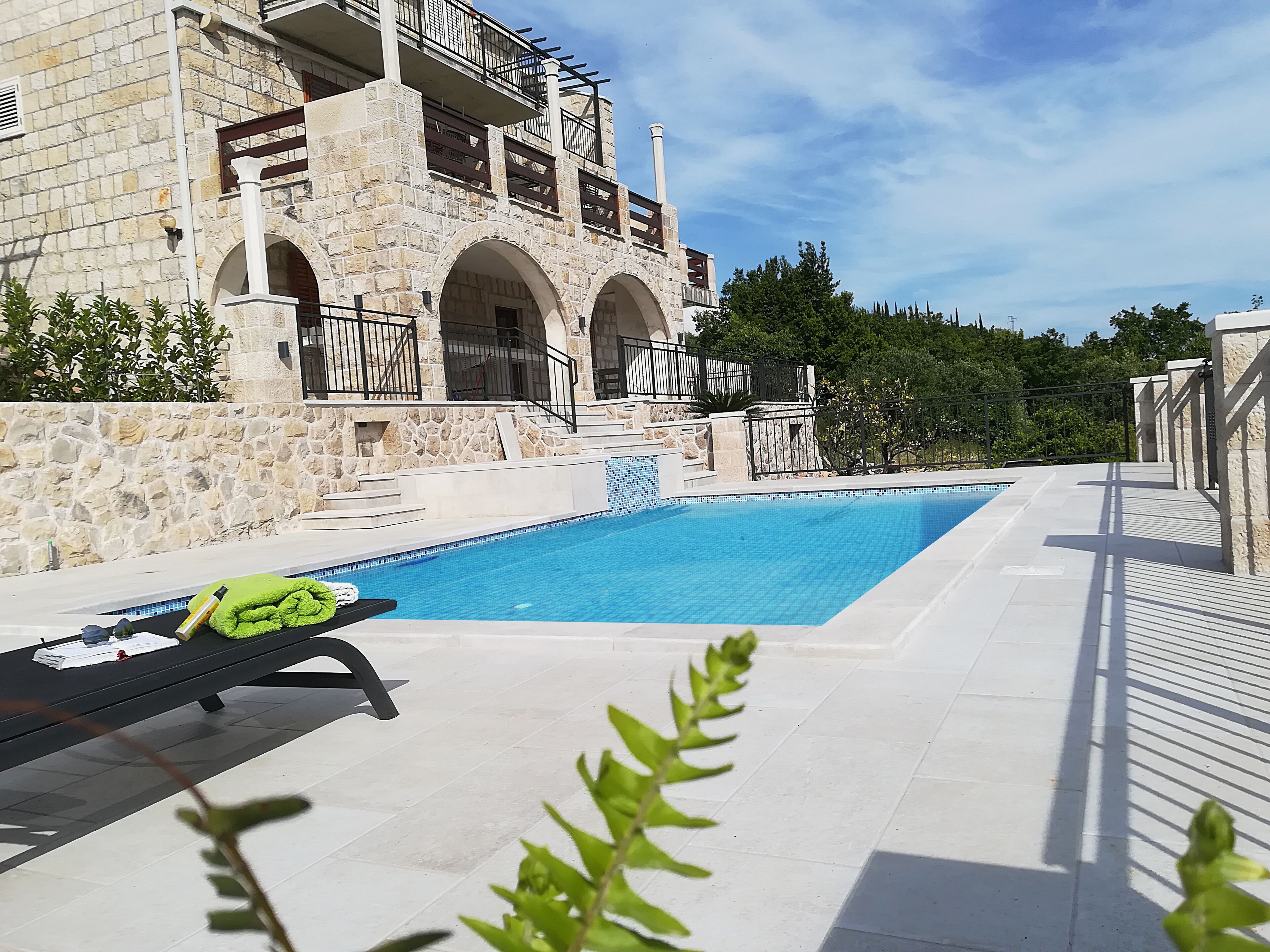 Villa Lucija, LAST MINUTE, private pool & jacuzzi