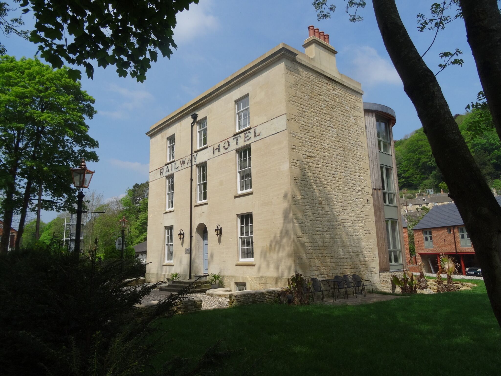 (103)Beautiful Apartment in Landmark Cotswold Grade II Listed Georgian House -