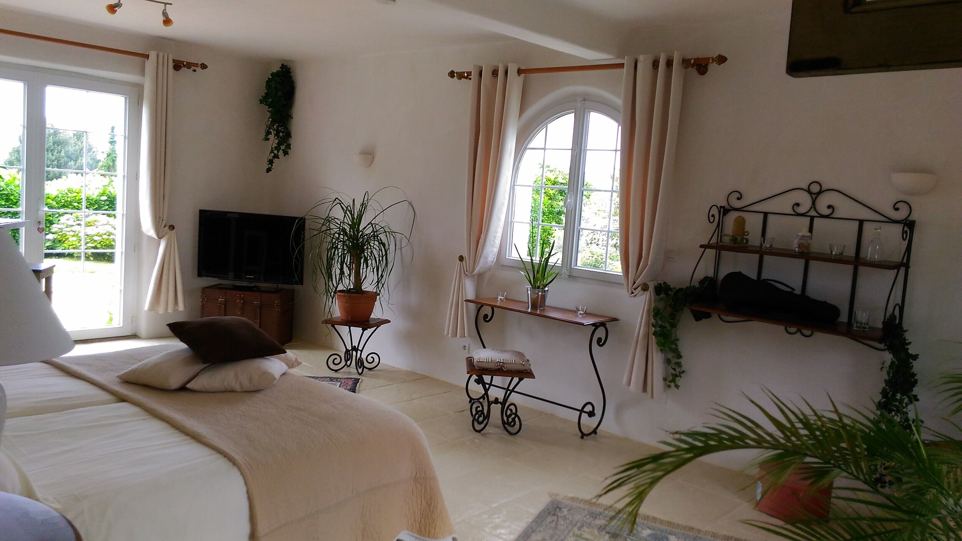 Room on the golf course 