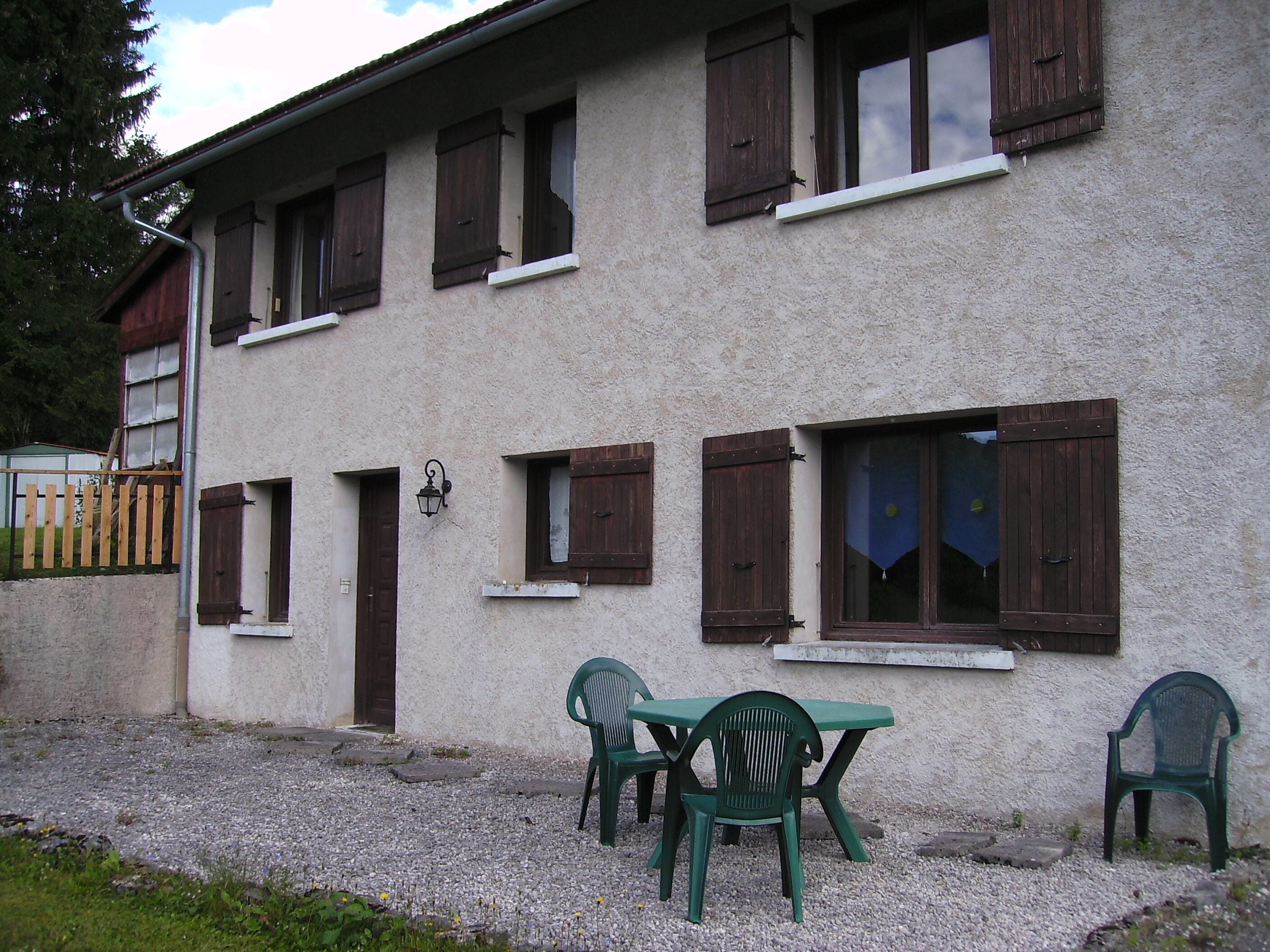studio for two people on the ground floor of the owners' house