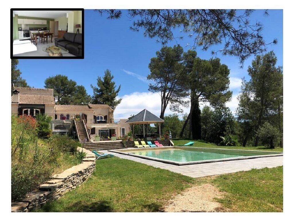 PROVENCAL APARTMENT IN PROPERTY 2 HECTARES NEAR MONTPELLIER SWIMMING POOL