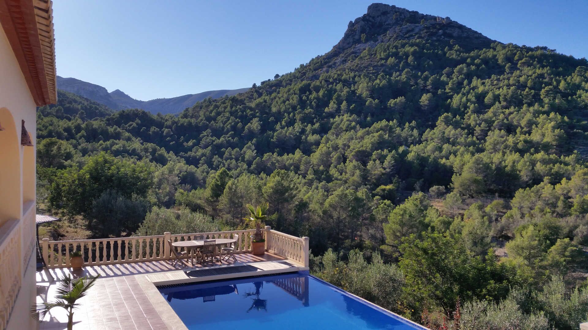 Villa Foia Vella: room Almendra