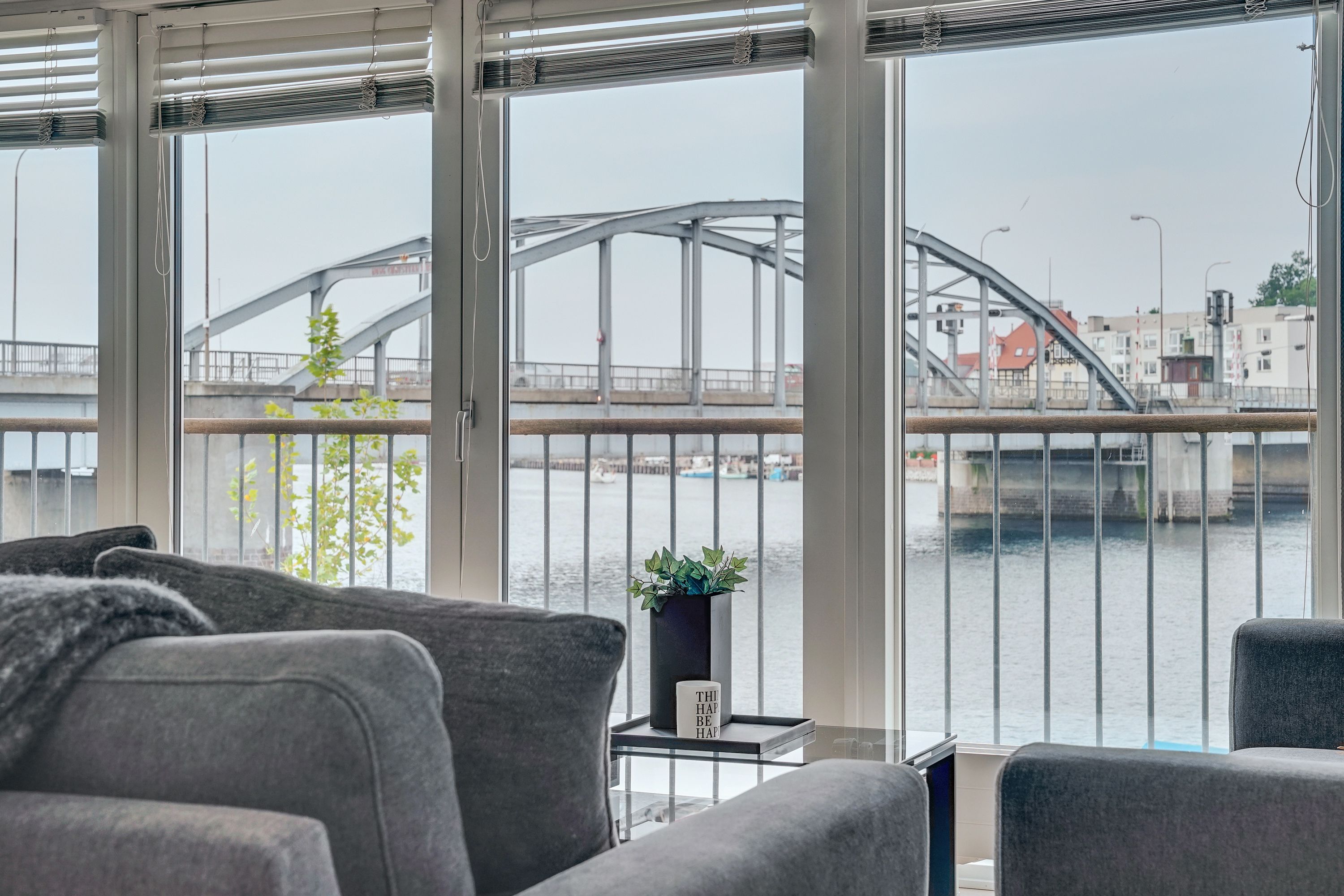 Luxury City Harbour apartment 2 bedroom