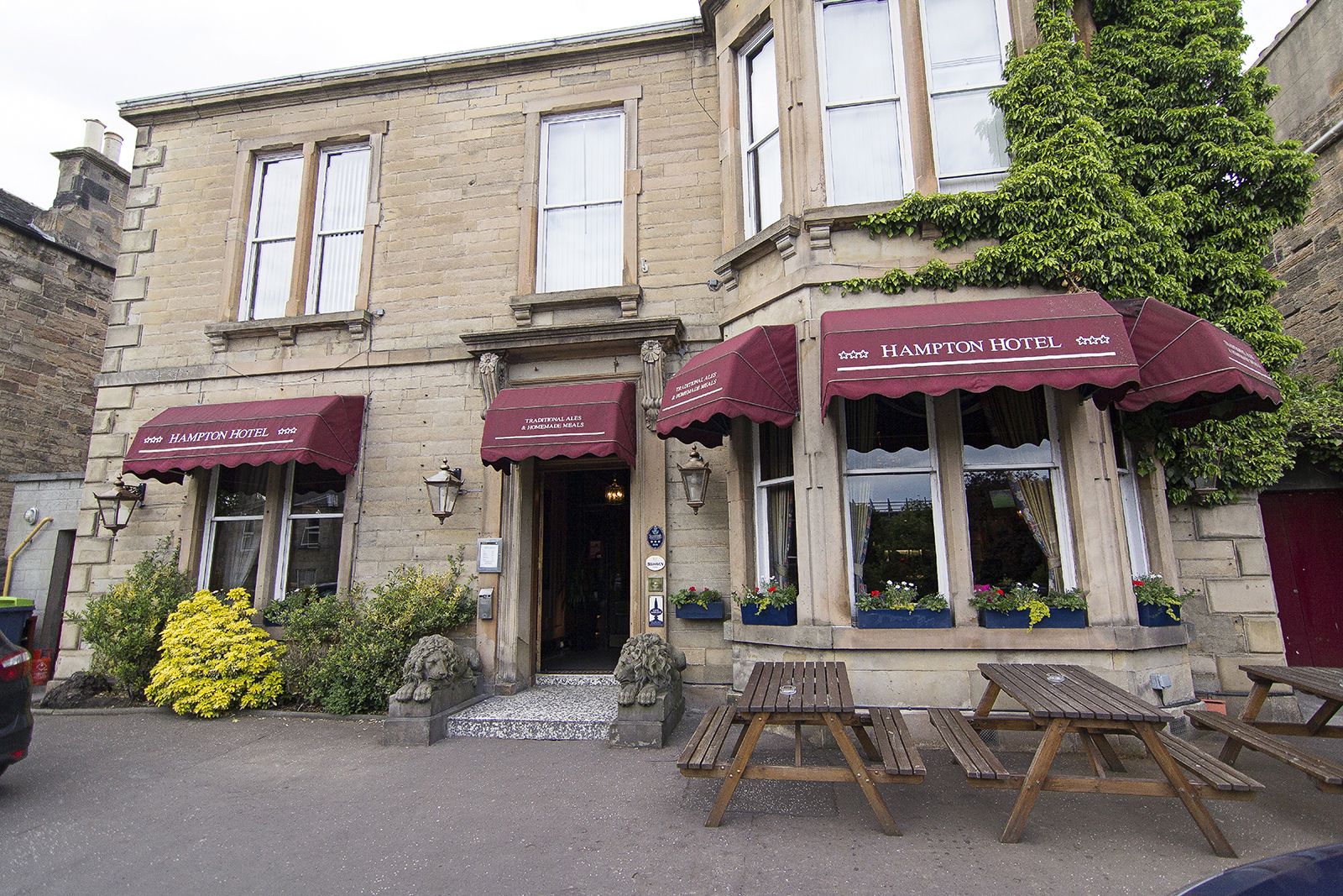 The Hampton Hotel by Greene King Inns