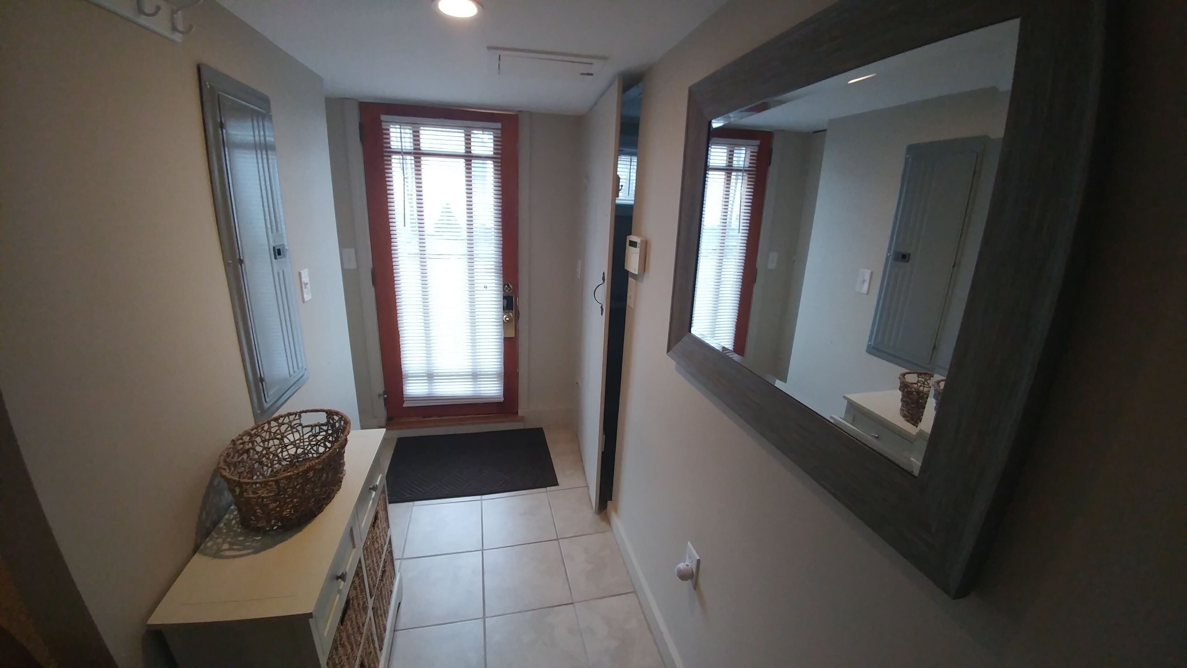 Village Location-6 minute walk to Ogunquit Beach-Great Spring and Fall rates
