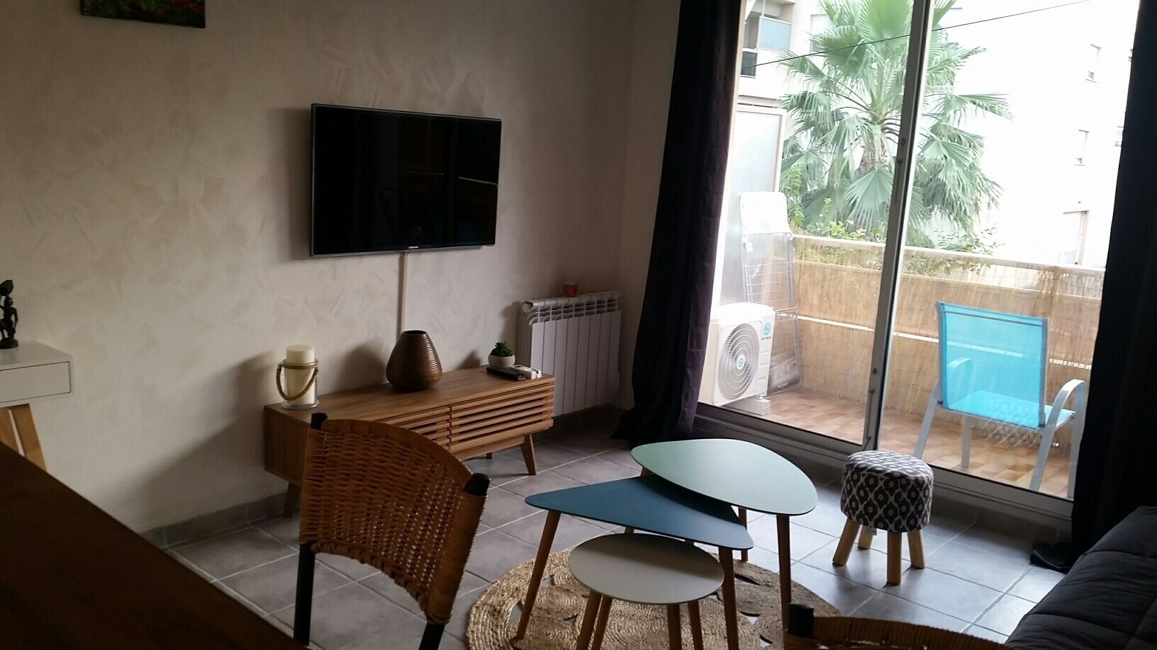 very nice studio 5 minutes walk from the beach and the port