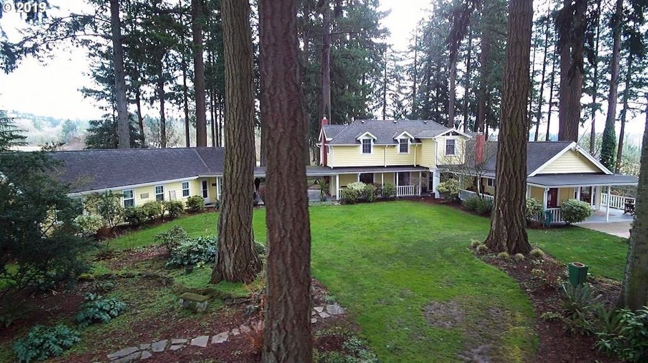 Private 2-bedroom cottage in the heart of the wine country