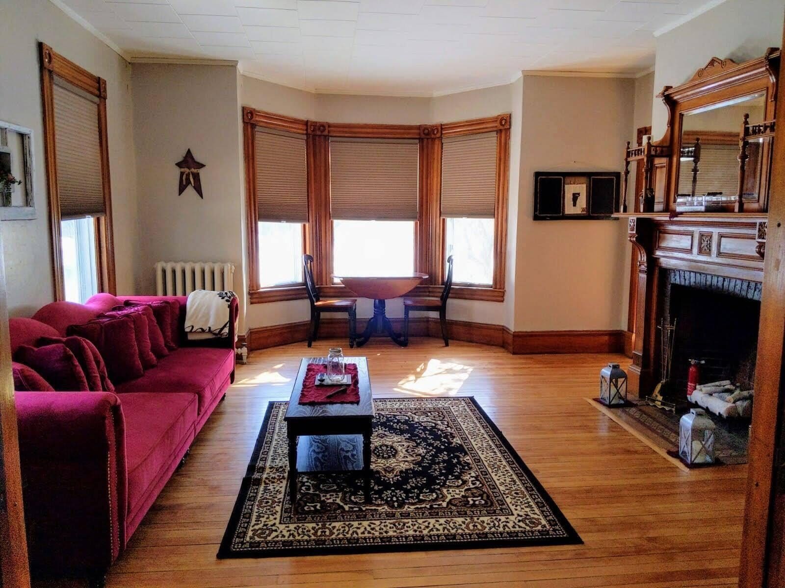 Spacious Victorian with Porch