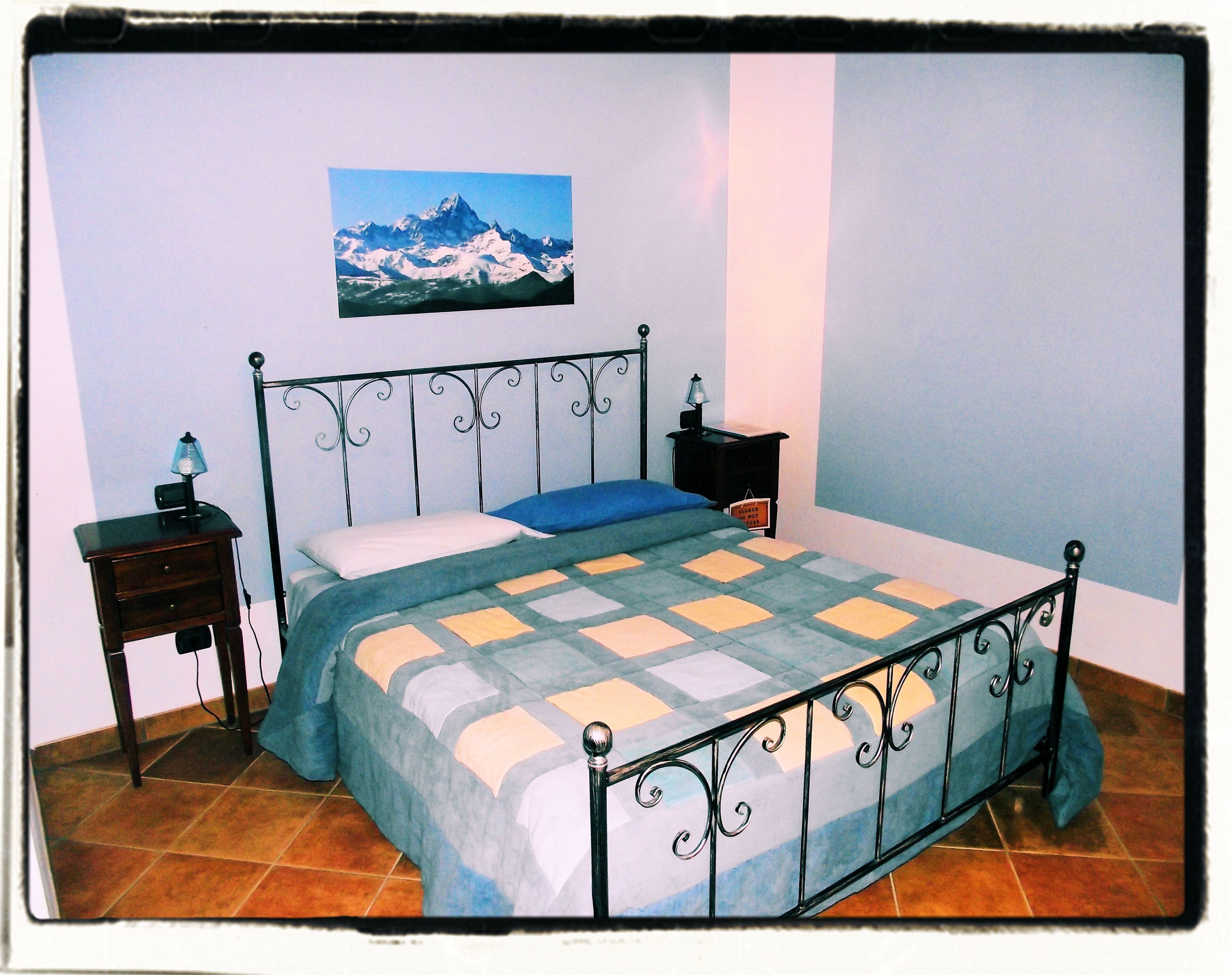 EL CAVAJER) blue room