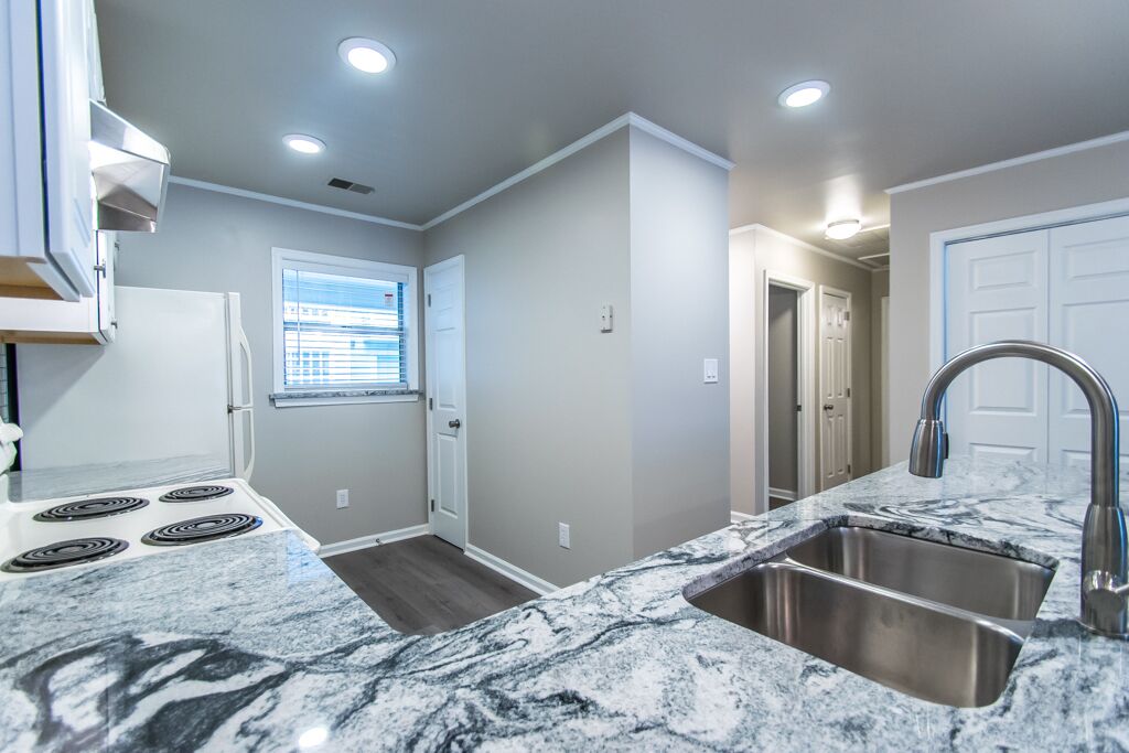 Newly Renovated Condo Near Langley Air Force Base