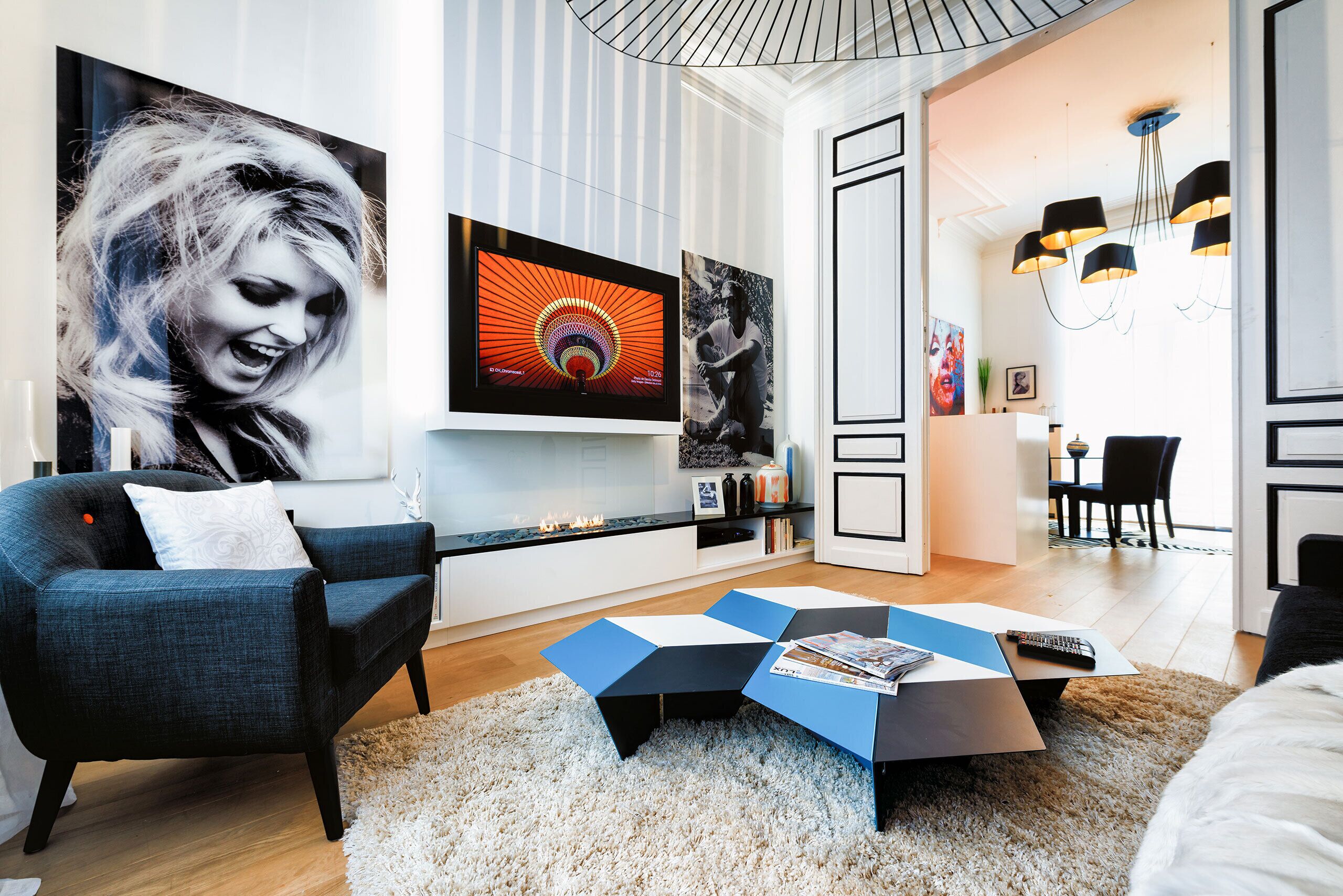 Spacious Two Bedrooms Duplex with Private Terrace - Quartier Louise