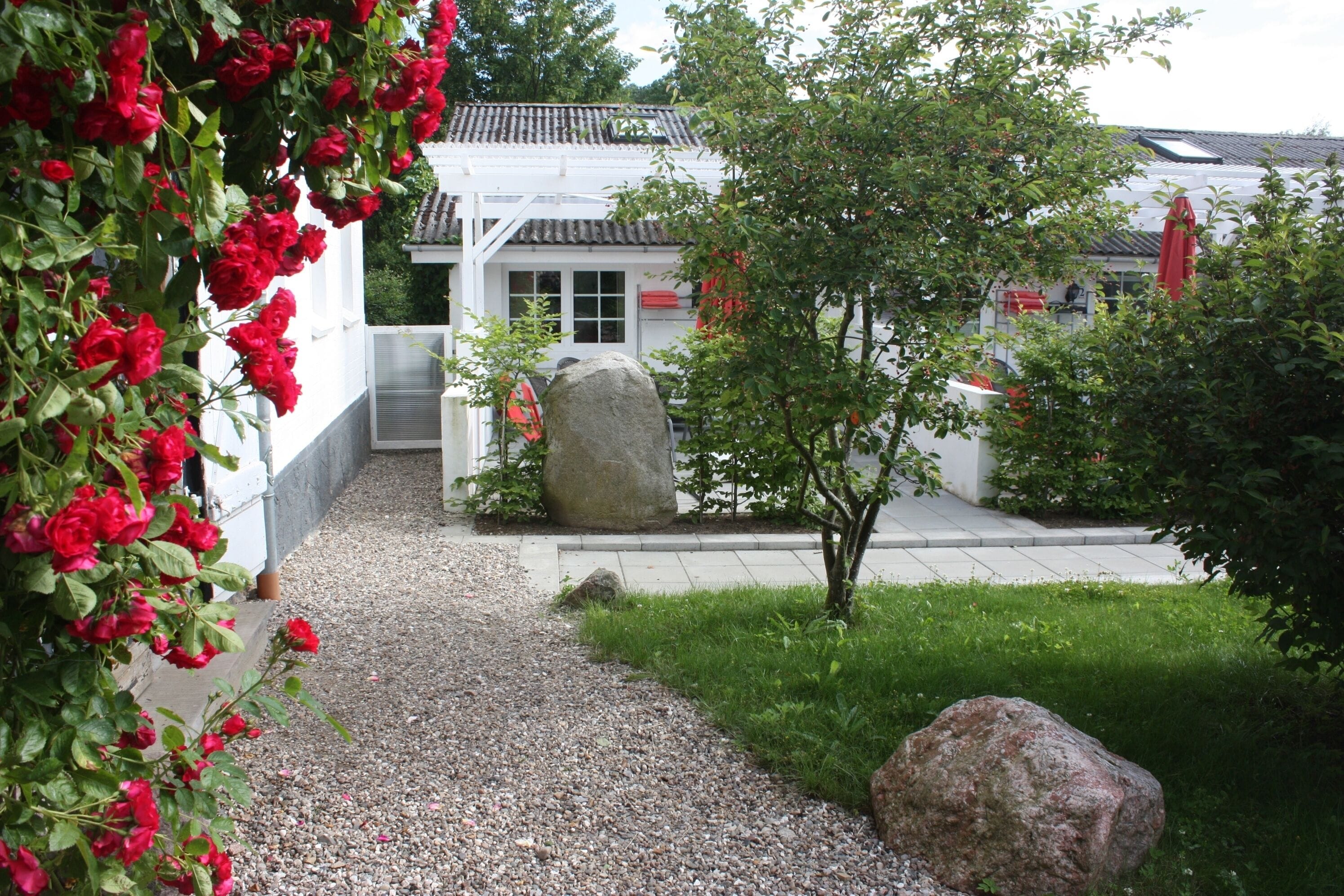 Vacation apartment in a romantic, secluded location directly by the Baltic Sea