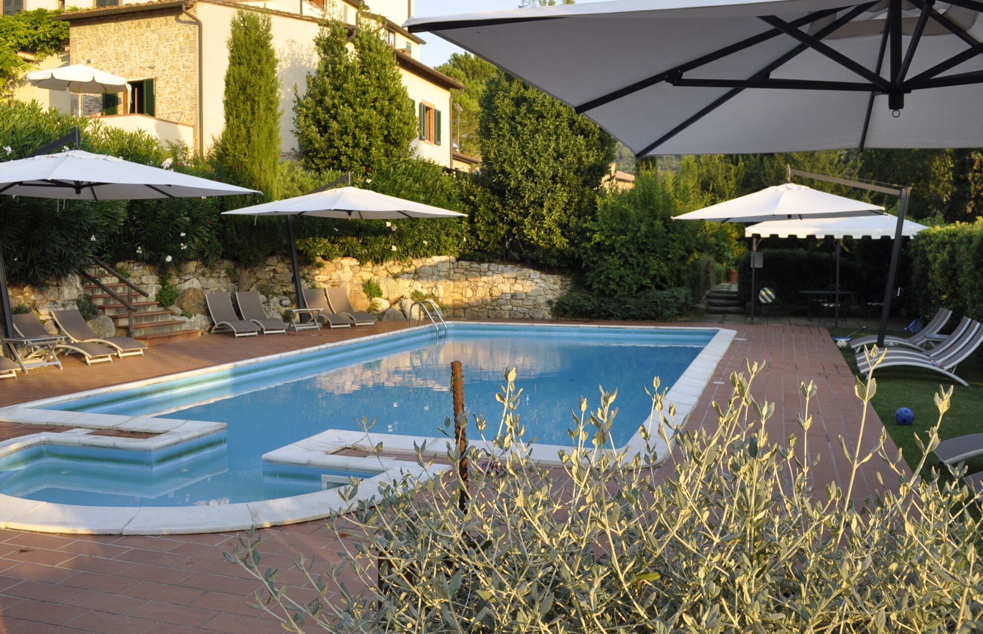 Charming ground floor villa somewhere in sleepy Tuscany*Fully Refundable Voucher
