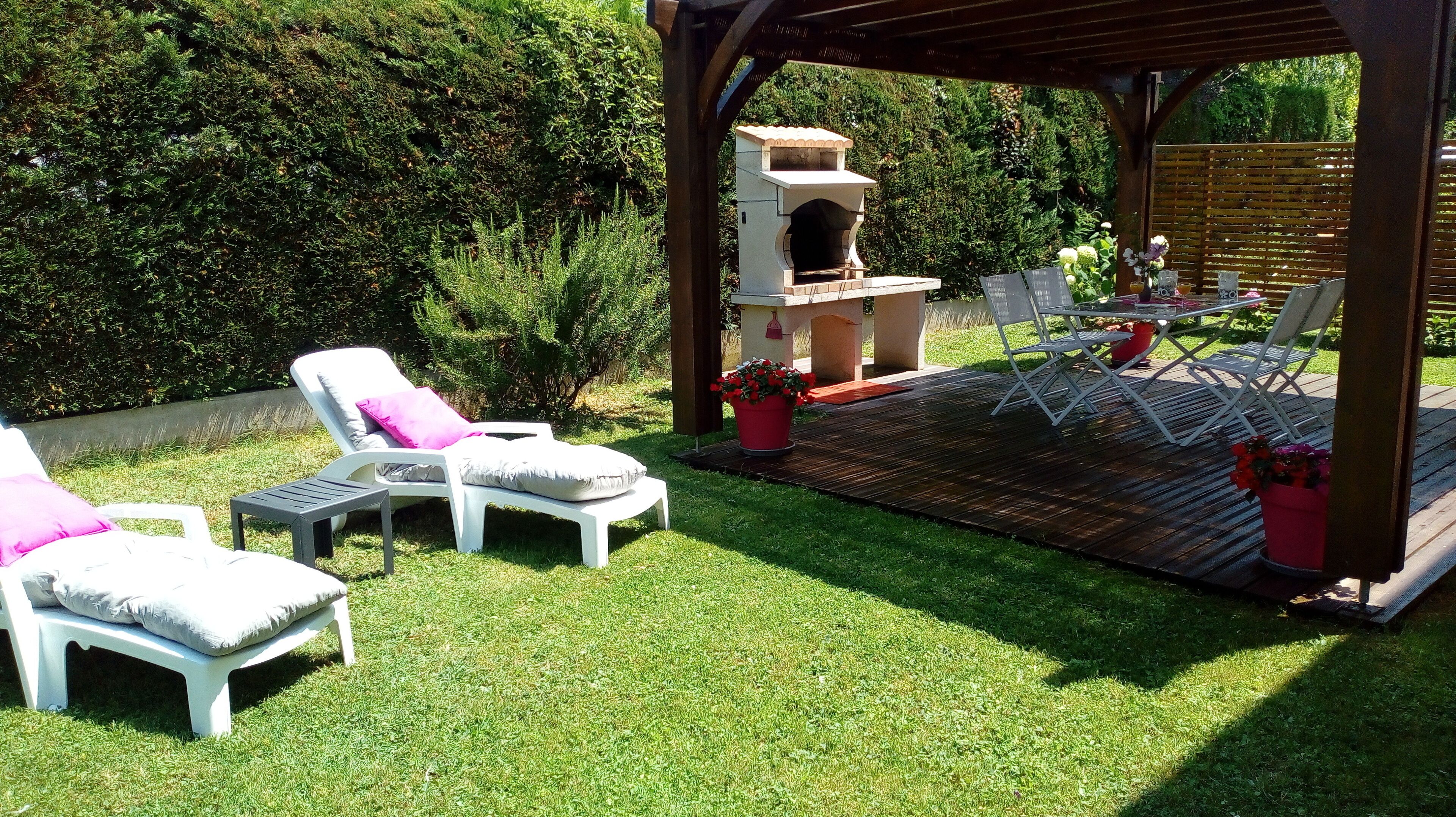 Apartment on the Lot