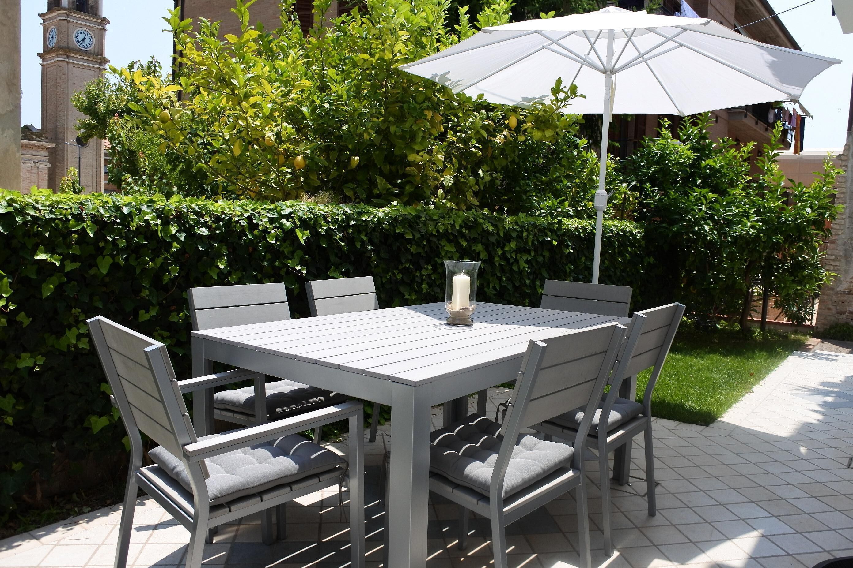 Beautiful and comfortable apartment near the sea