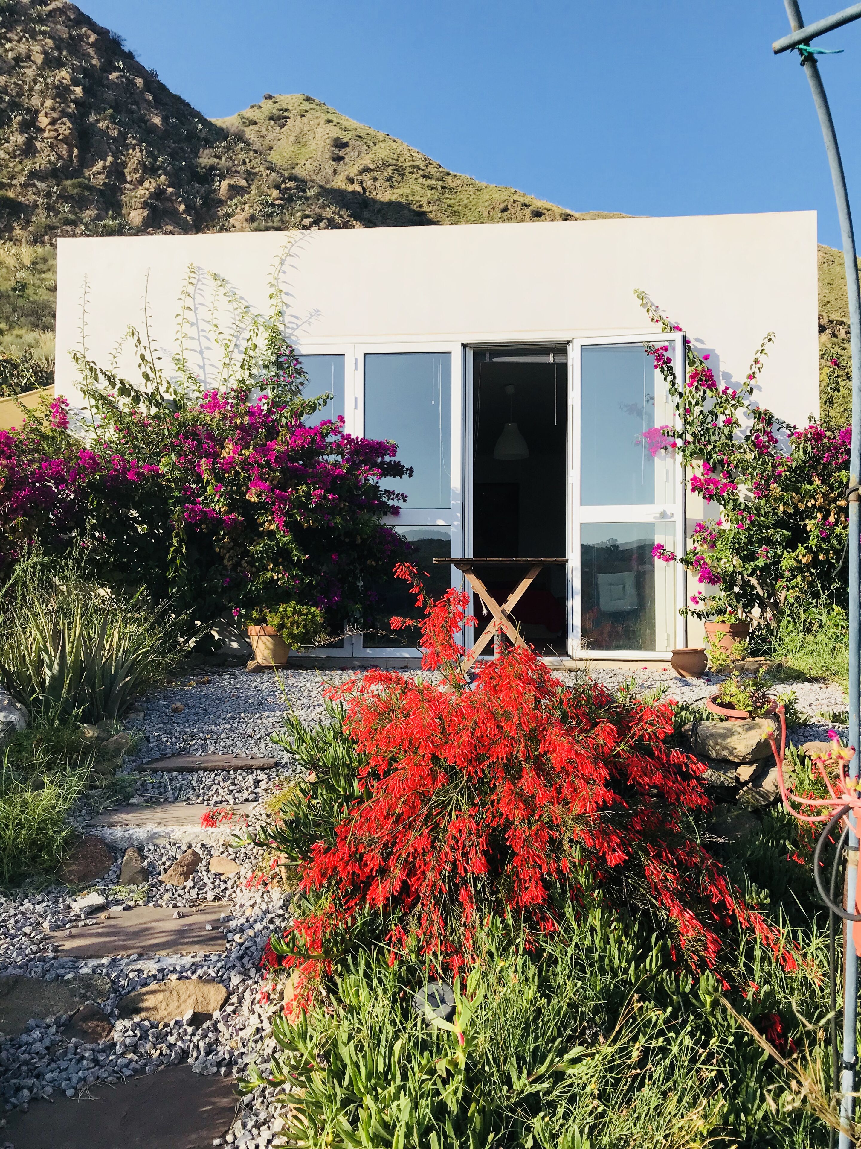 Getaway for peace and relaxation near sea-side