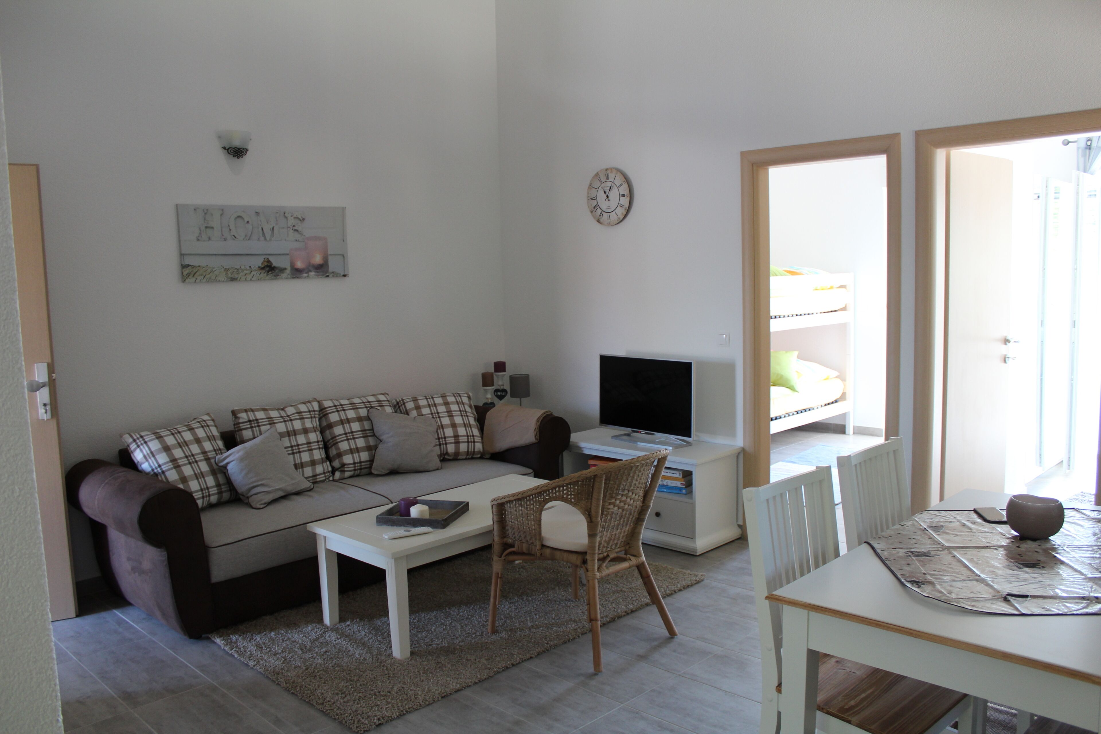 Lovely furnished comfort vacation apartments, Top Facilities, Swimming Pool 