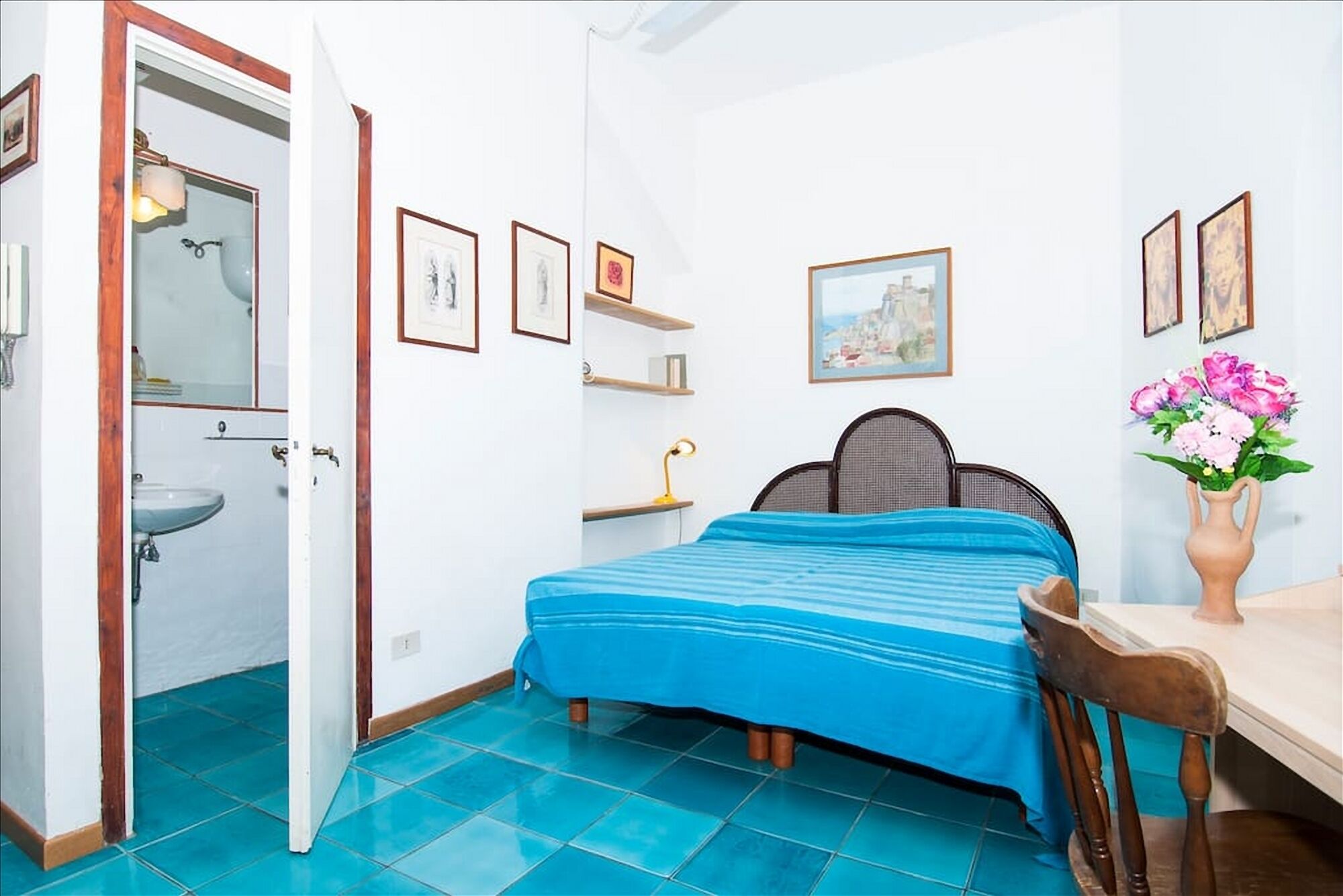 THE PANATICS Studio apartment