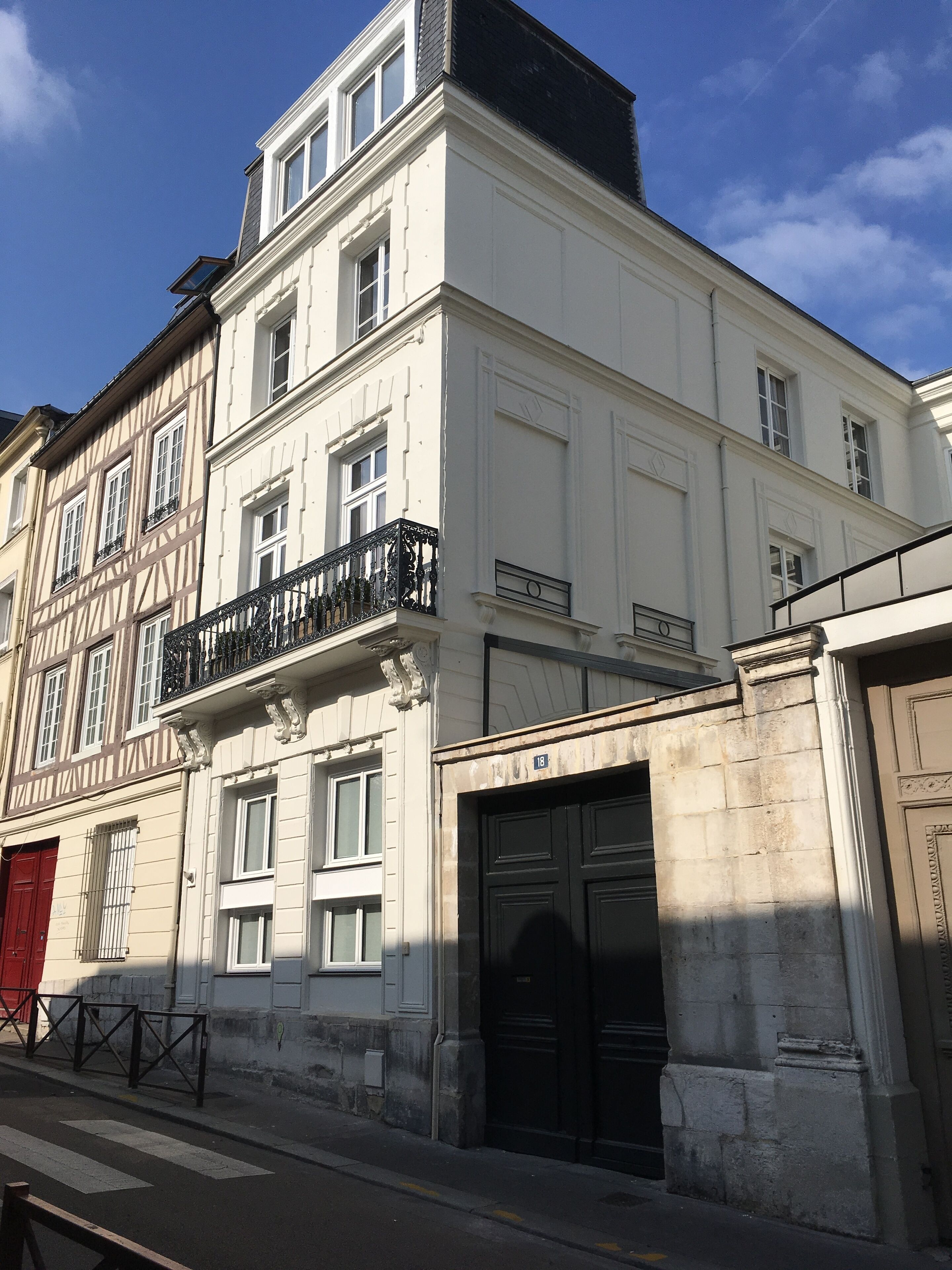 The Eighteen Studio Duplex