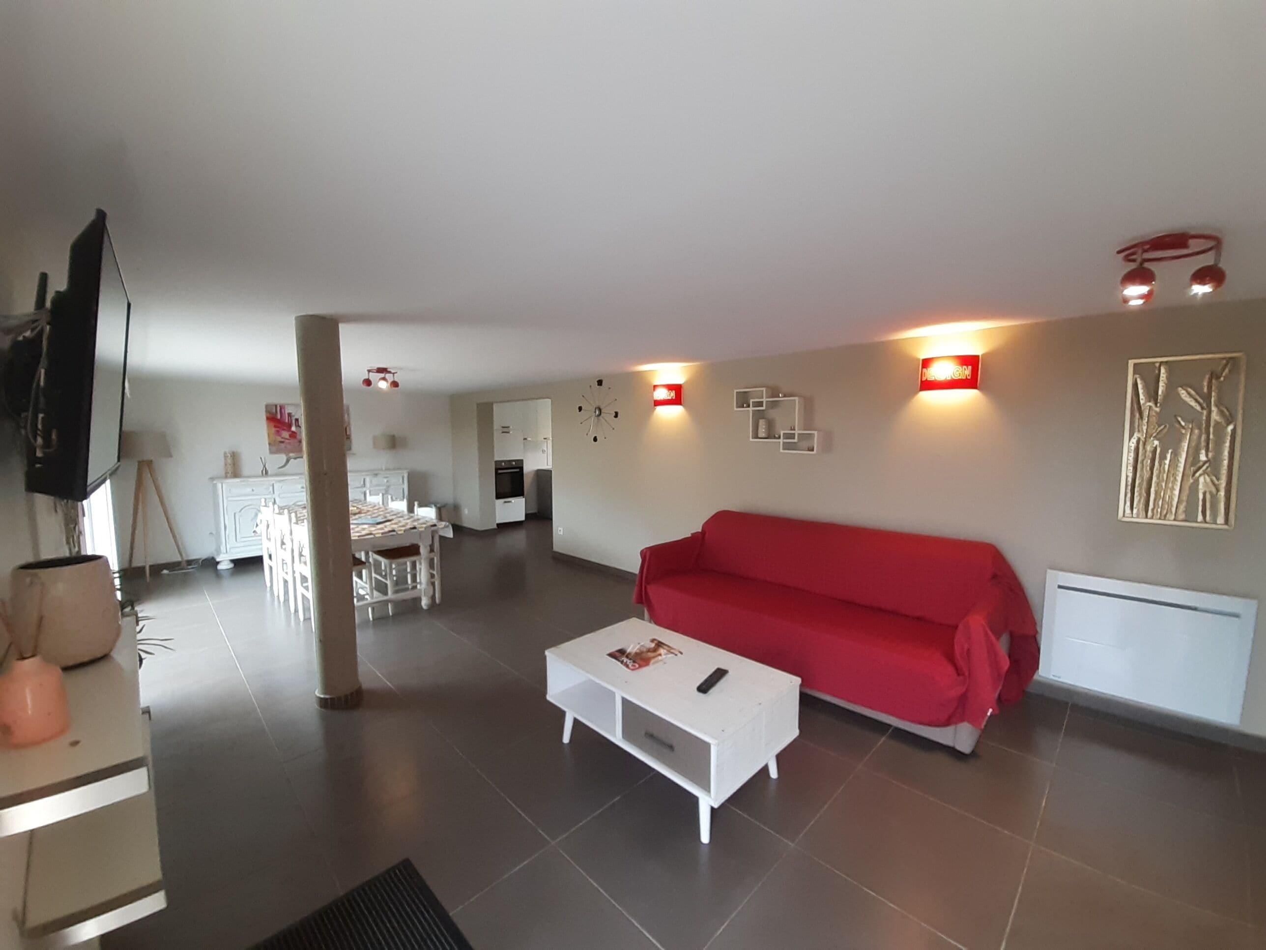 3-bedroom apartment in the countryside with swimming pool