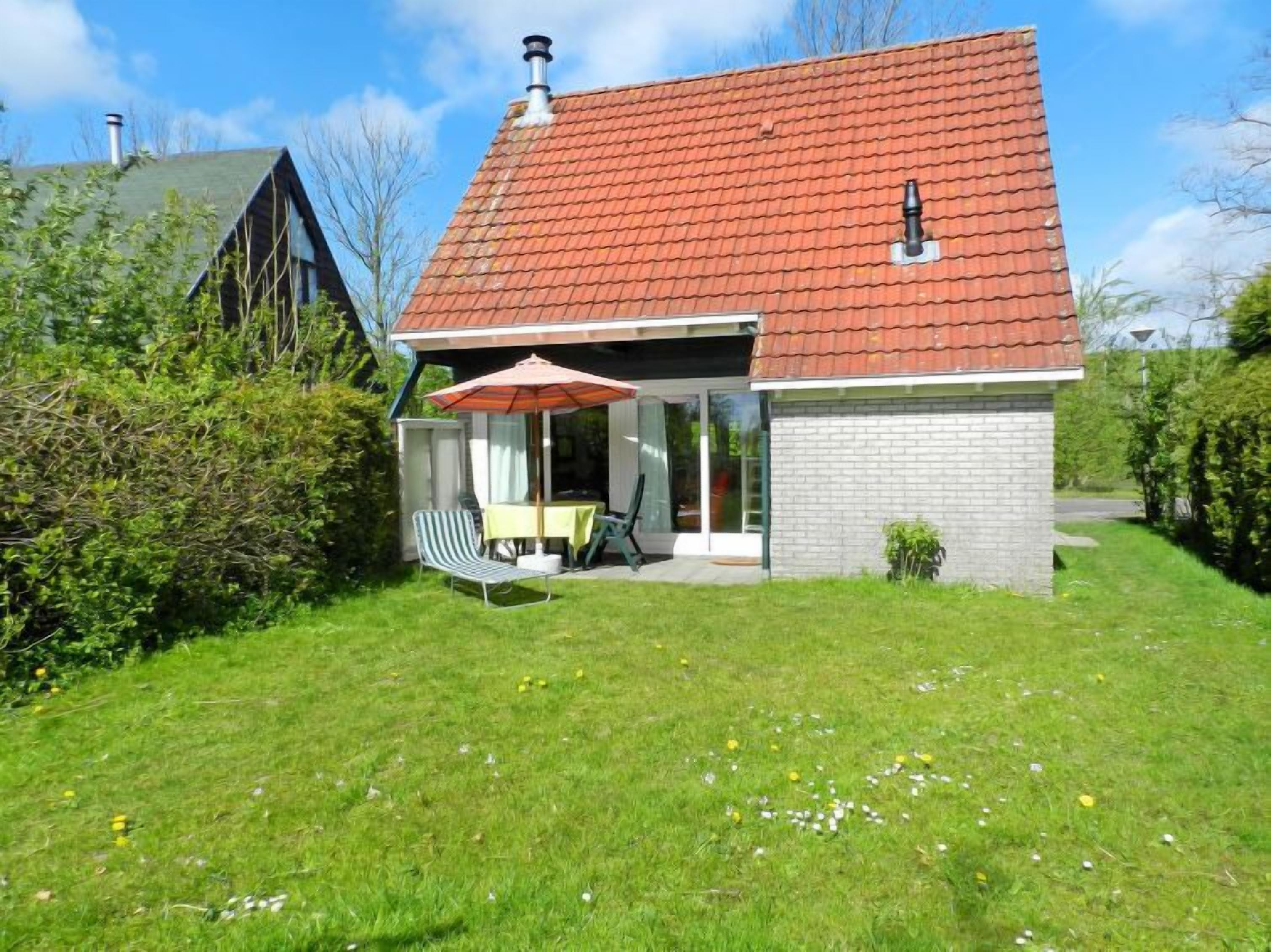 Vacation home Bungalowpark De Schans in Lauwersoog - 5 persons, 3 bedrooms