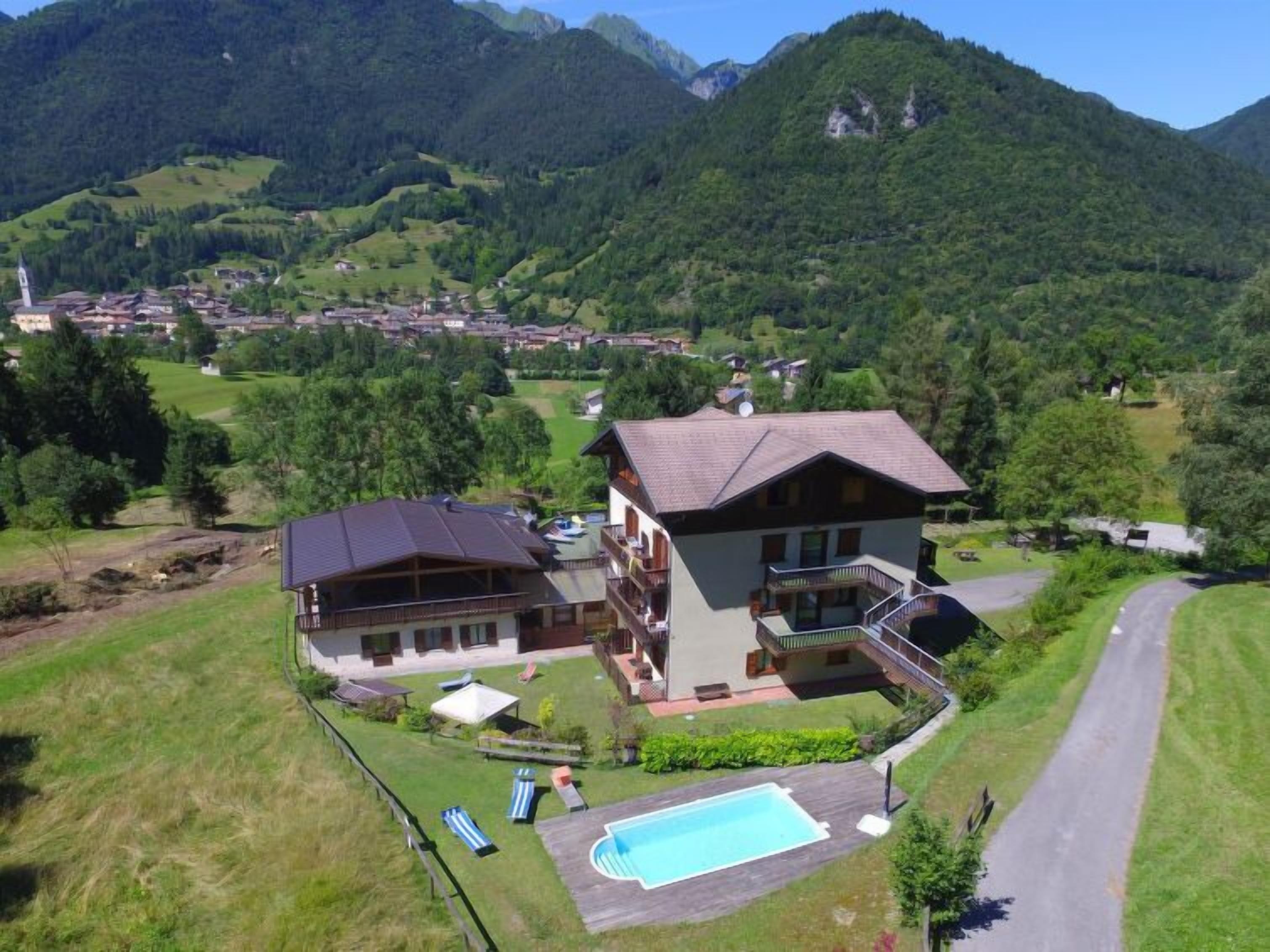 Apartment Lembondel in Tiarno di Sotto - 5 persons, 2 bedrooms