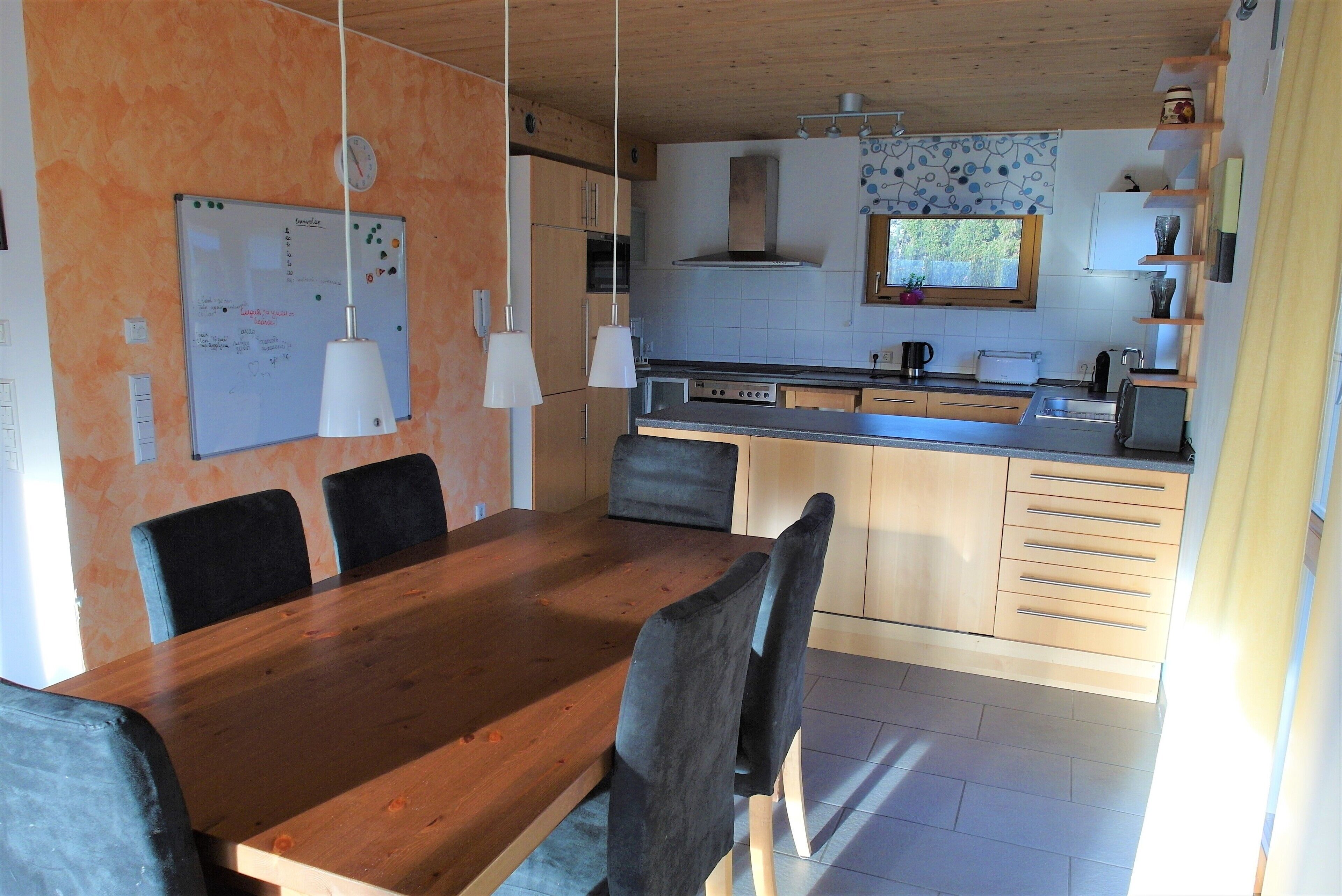 Munich Countryside XXL Apartment B - S-Bahn train - nearby brewery village Aying