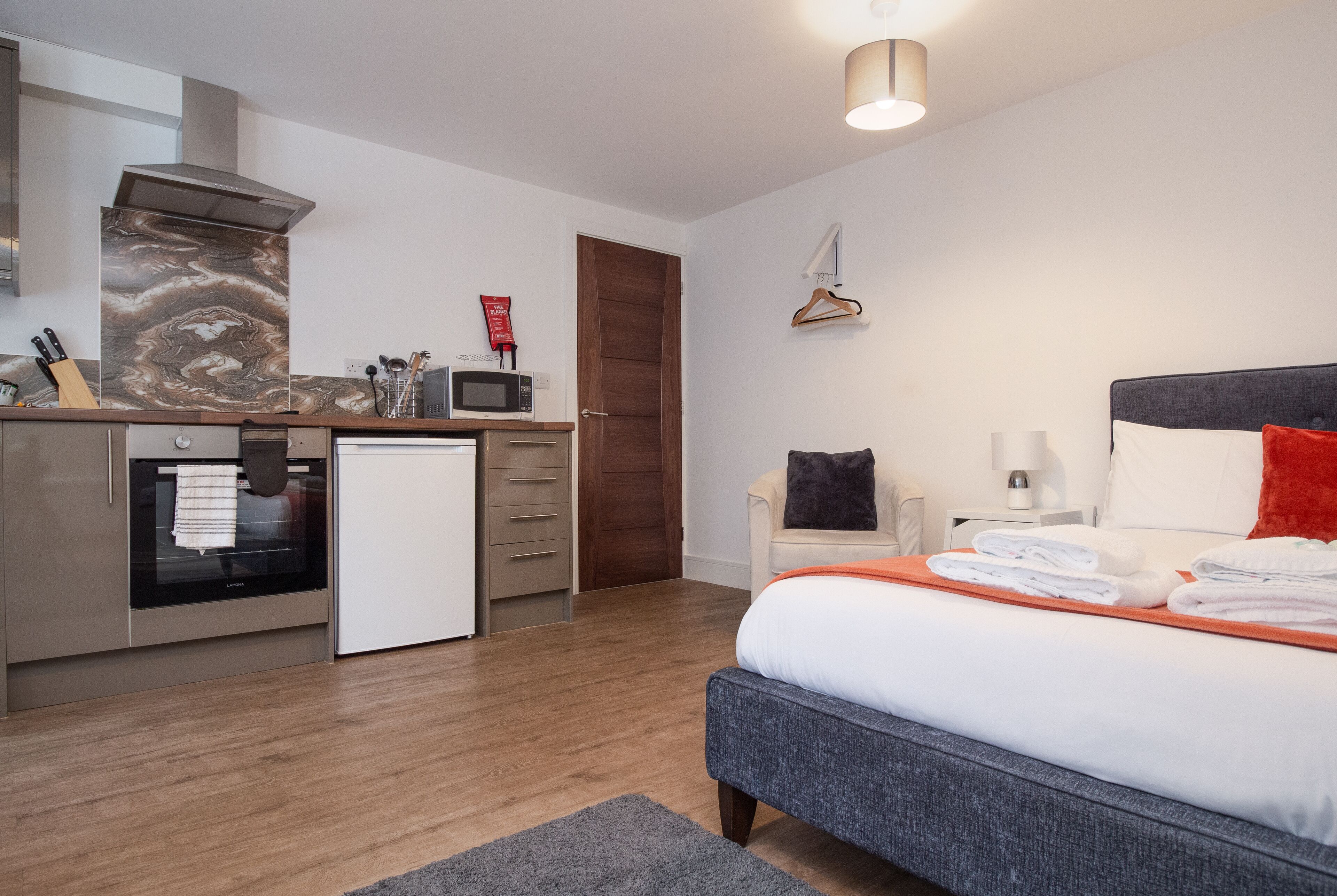 SAV Apartments Flat 8 - 1 Bed Luxury Studio Apartment-Regent Road - Leicester