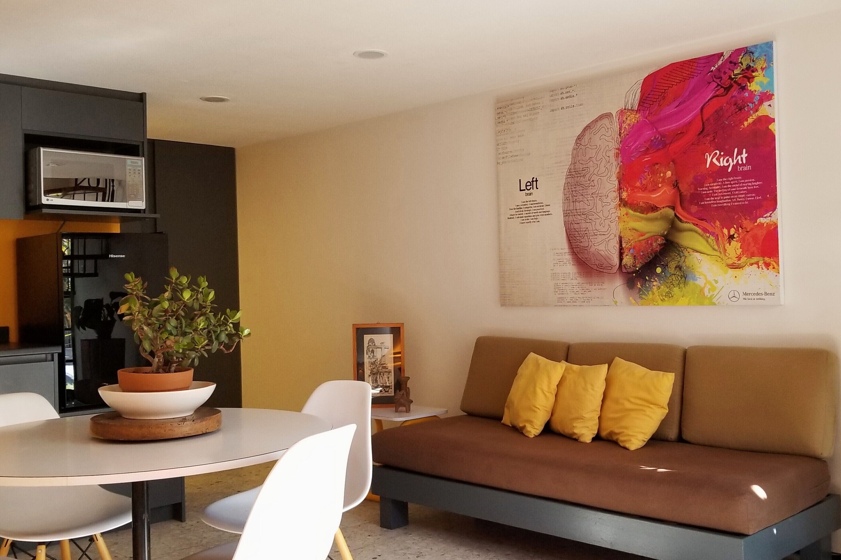 URBAN LOFT NEAR DOWNTOWN