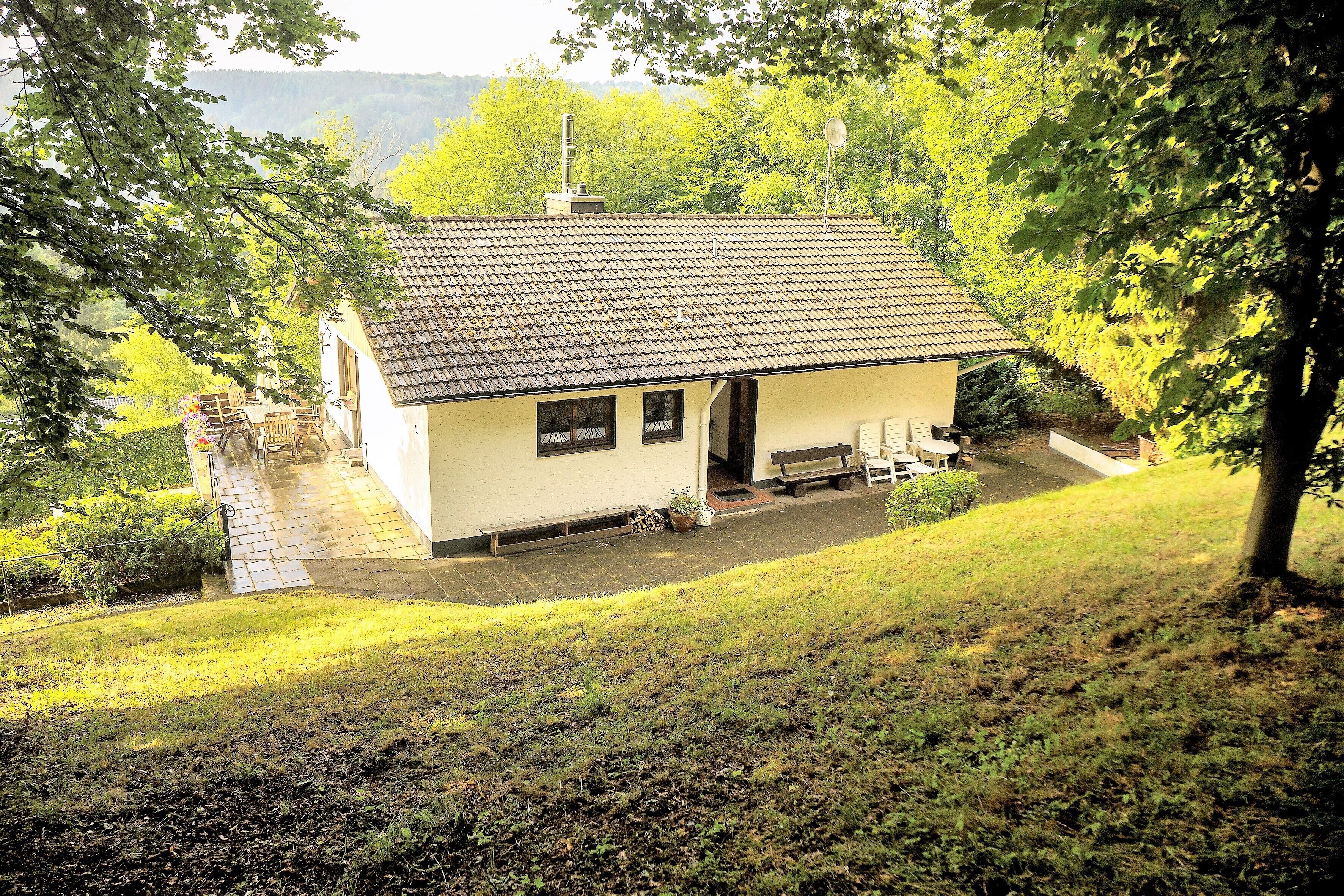 Holiday house "Schöne Aussicht am Eifelsteig" - enjoy the view of the Rur Valley