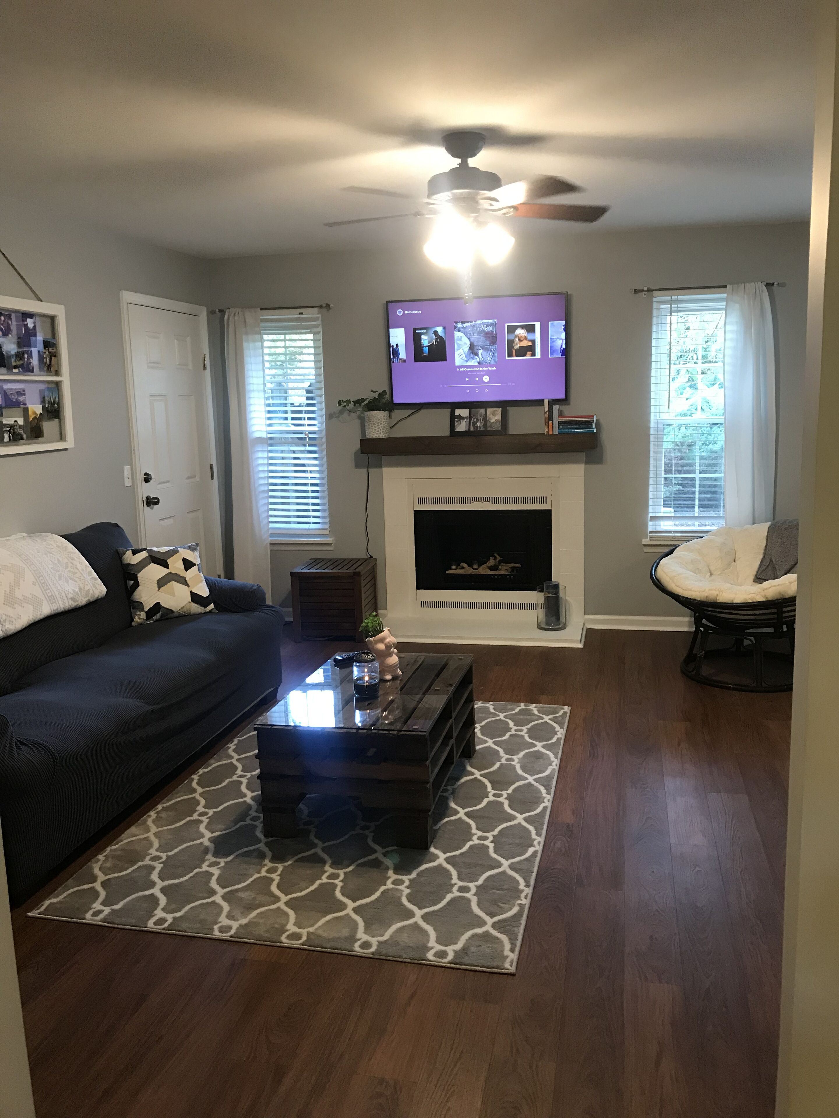 Charming apartment for furniture market!