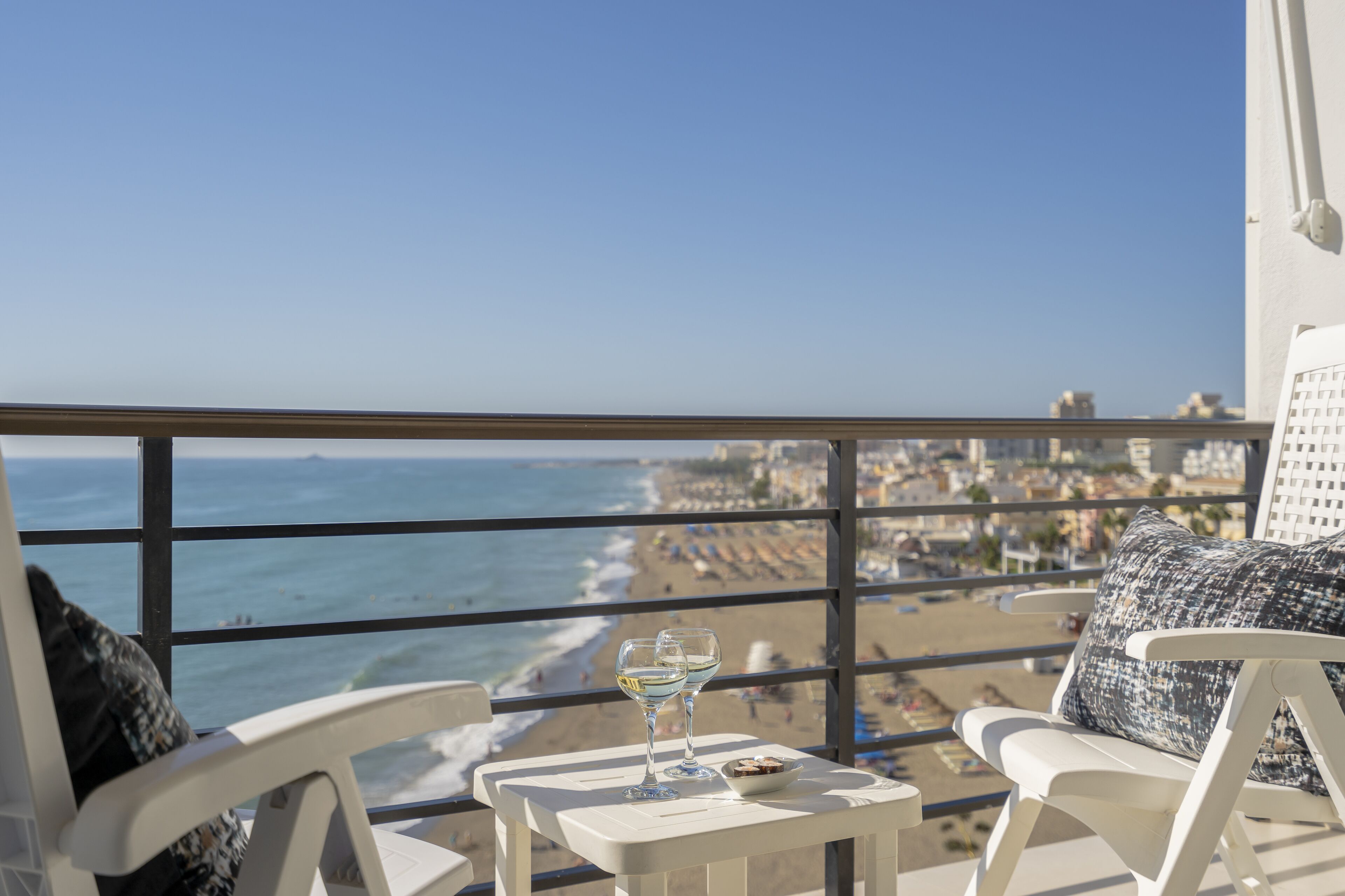 Renovated studio La Carihuela