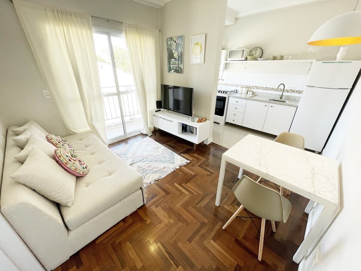 Lovely new apartment near Barigui Park with garage