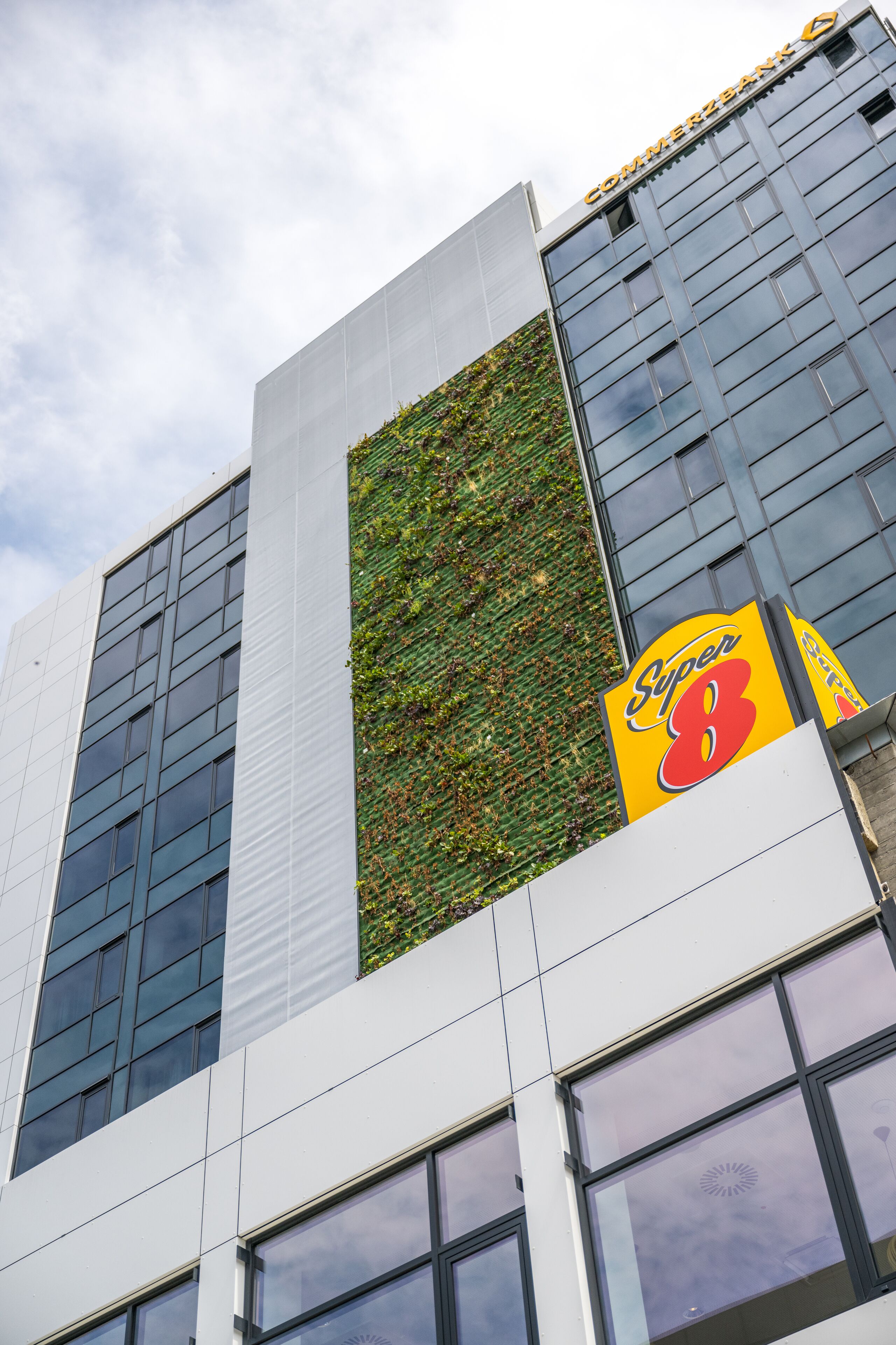 Super 8 by Wyndham Koblenz