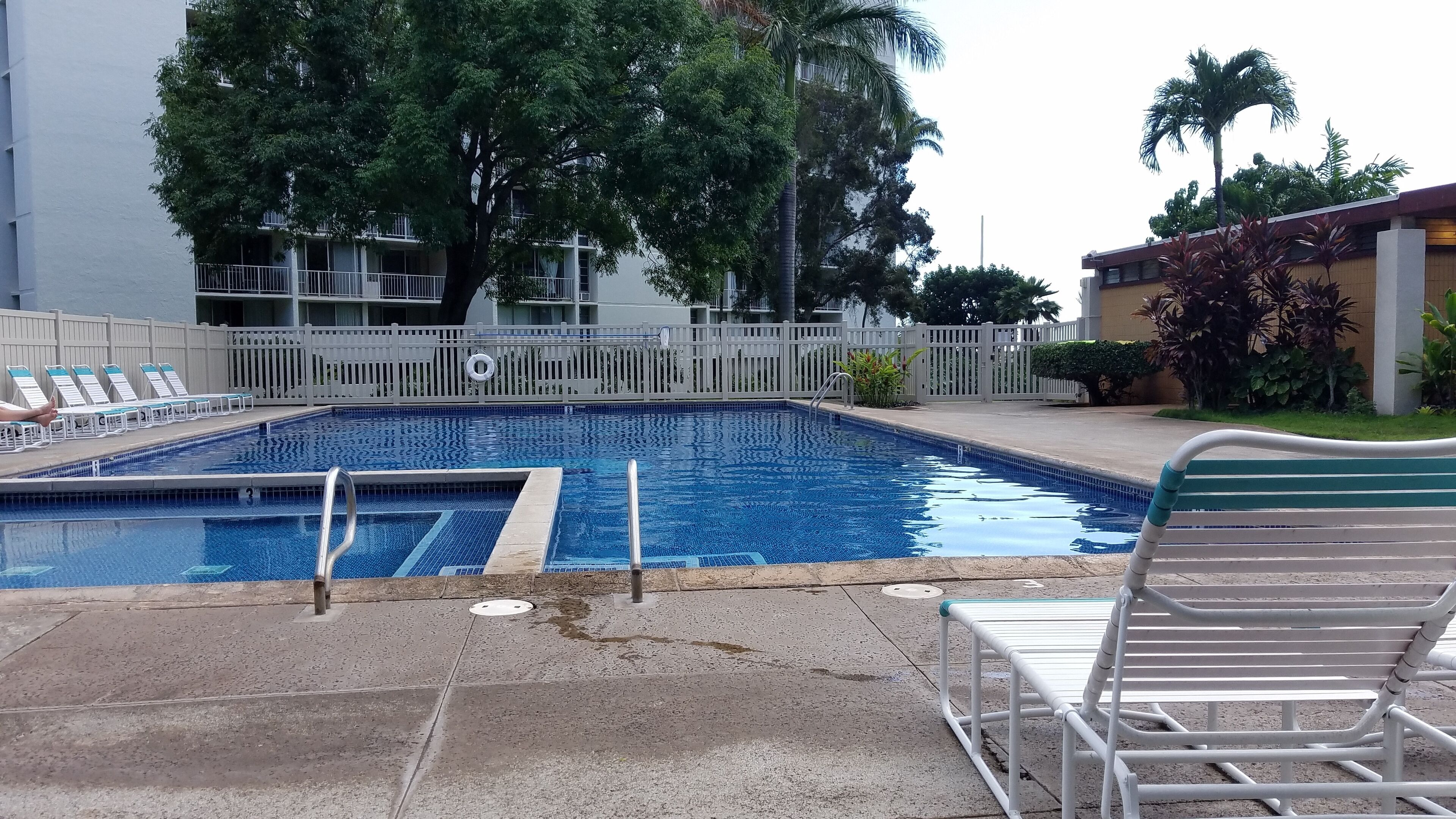 Private, Quiet +Kitchen, Inside Laundry, Prkg/Pool/Hot Tub,  best of Affordable!