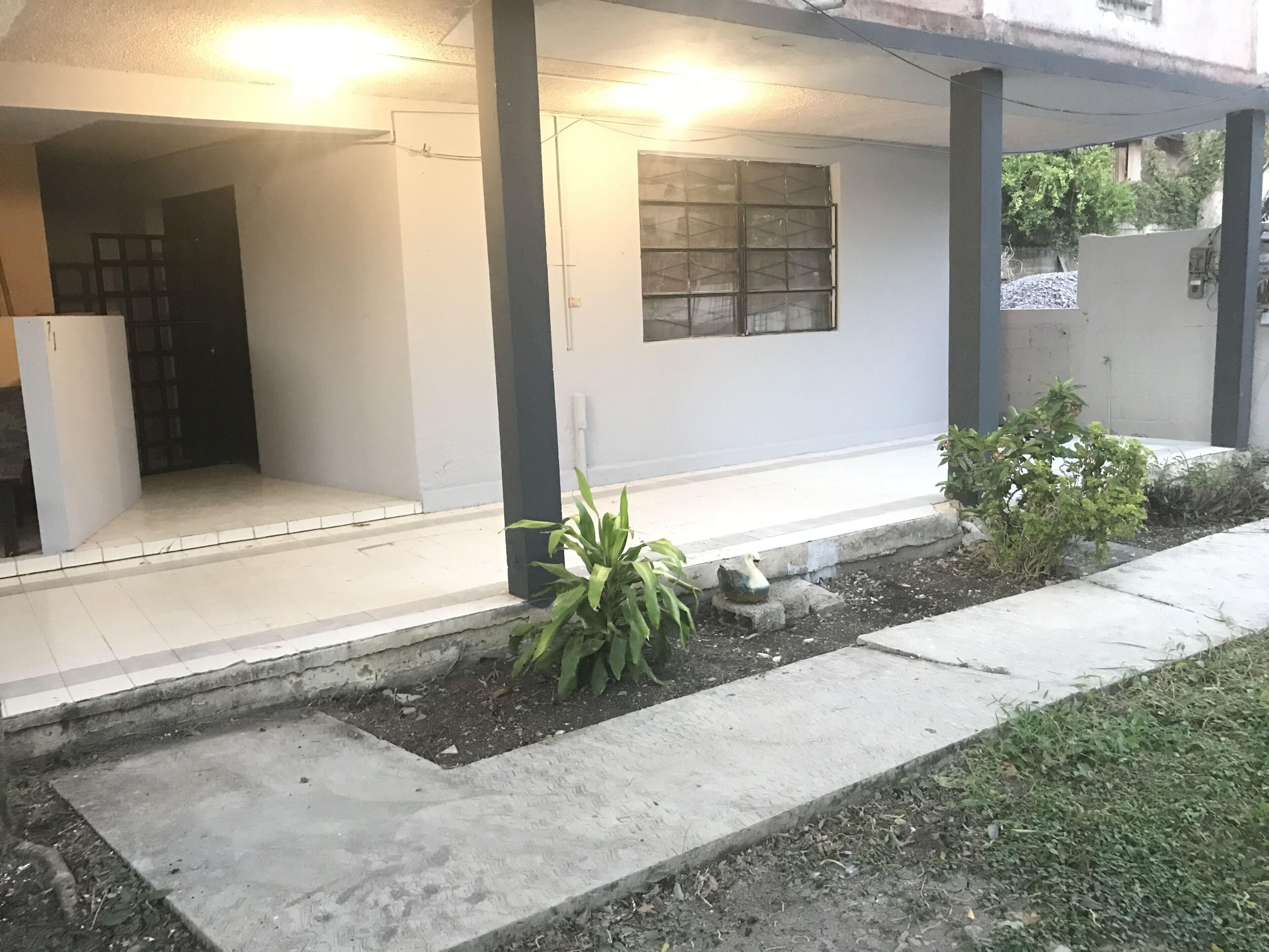 Hostal Valles- Complete Accommodation