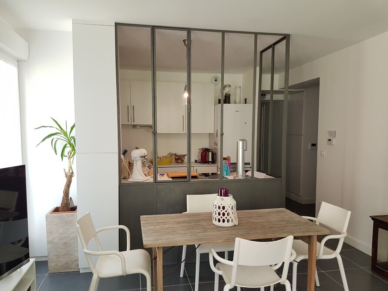 Apartment on the ground floor. Surrounded by greenery