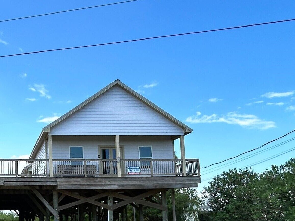 Blue Water Villa C - Coastal Realty Group