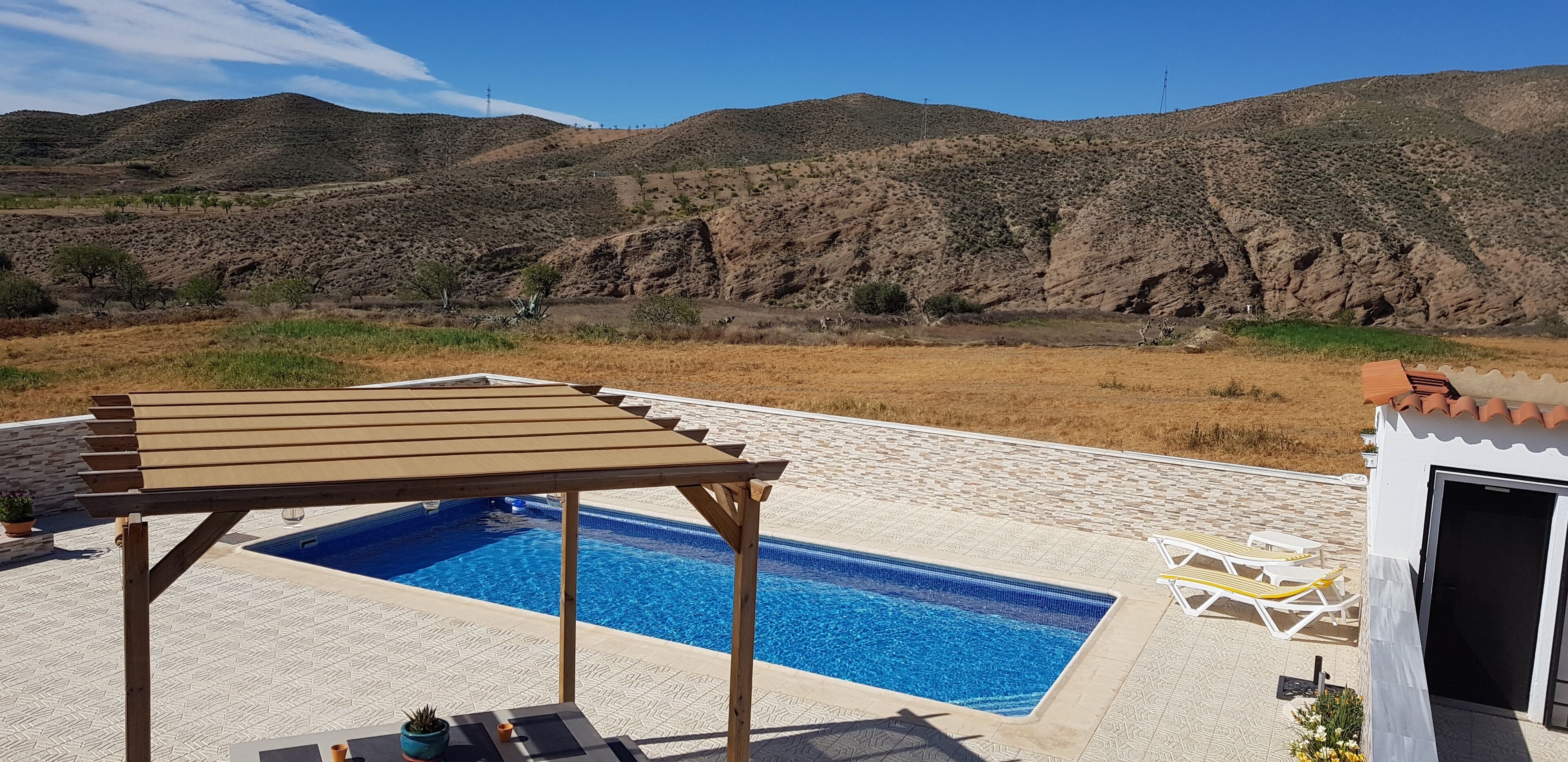Ground floor apartment with Private pool