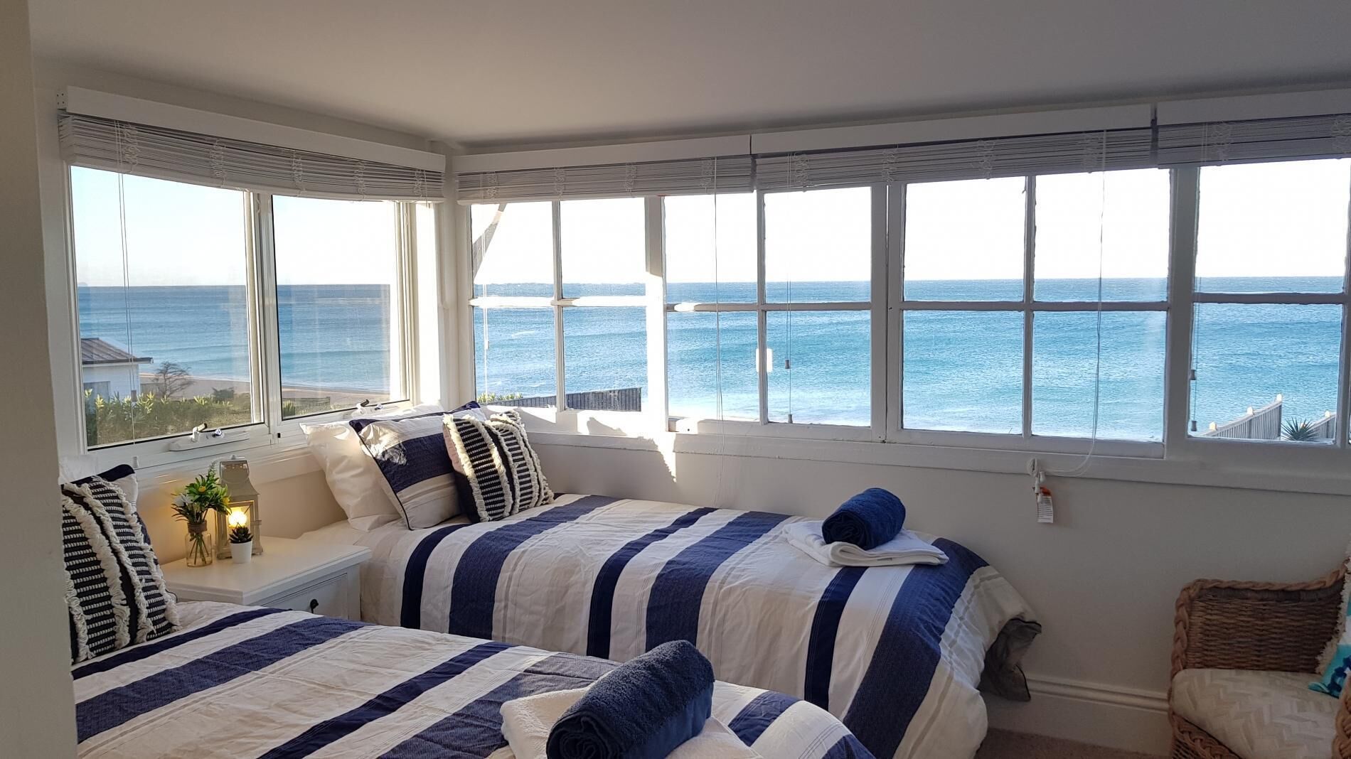 Victorian beachfront apartment with ocean views - Apartment 6