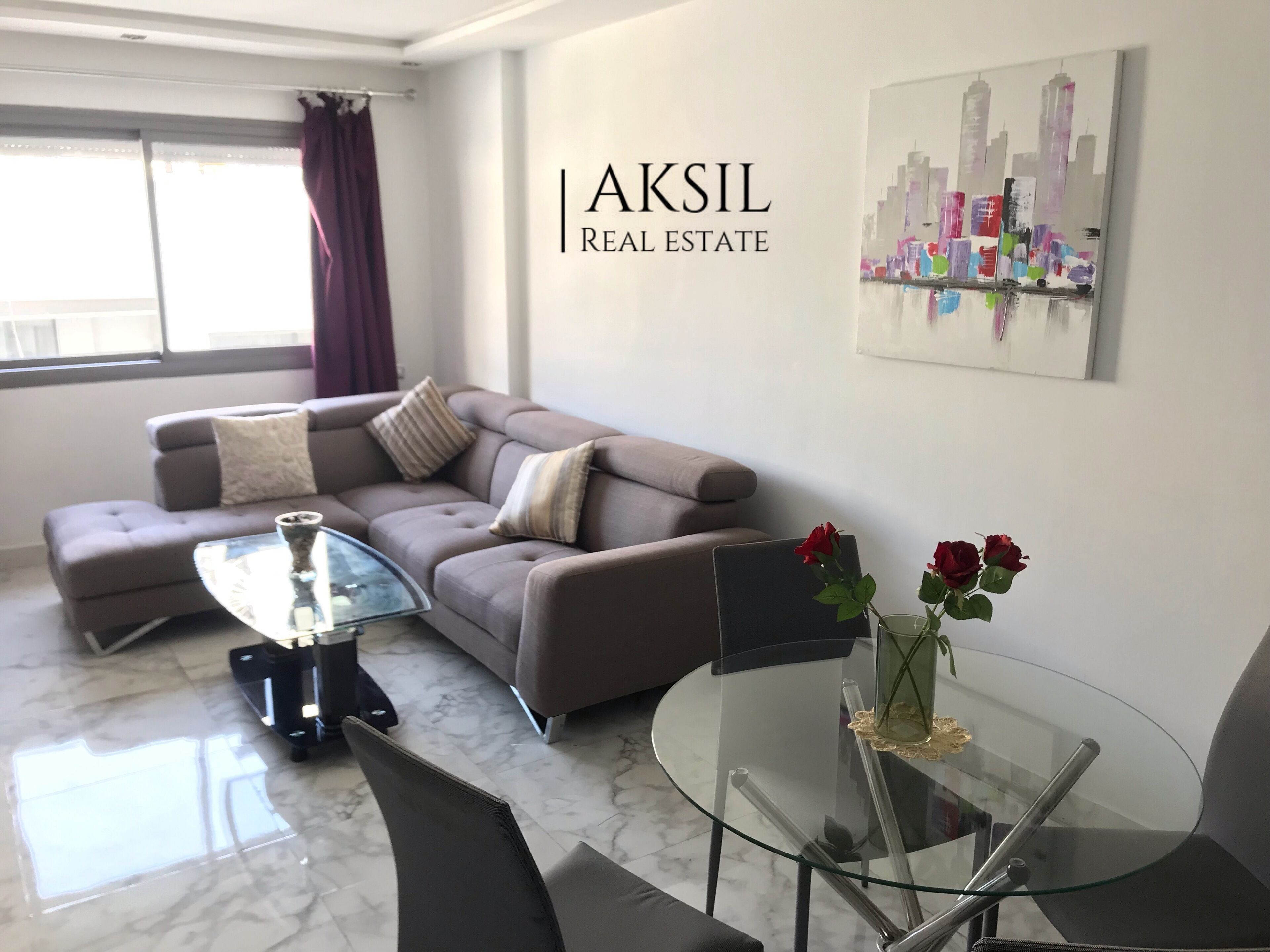 Charming Apartment in Gauthier