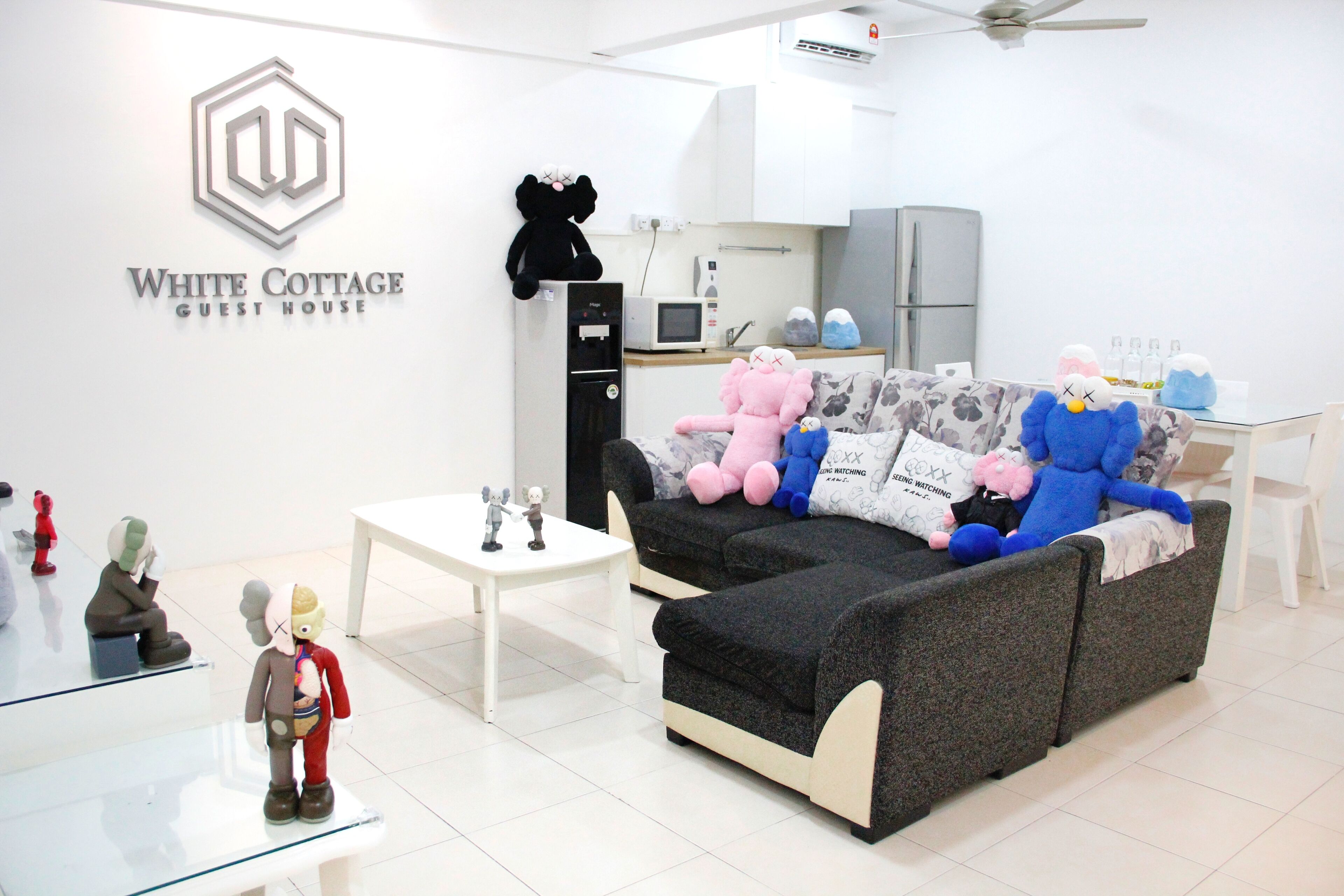 White Cottage Guest House