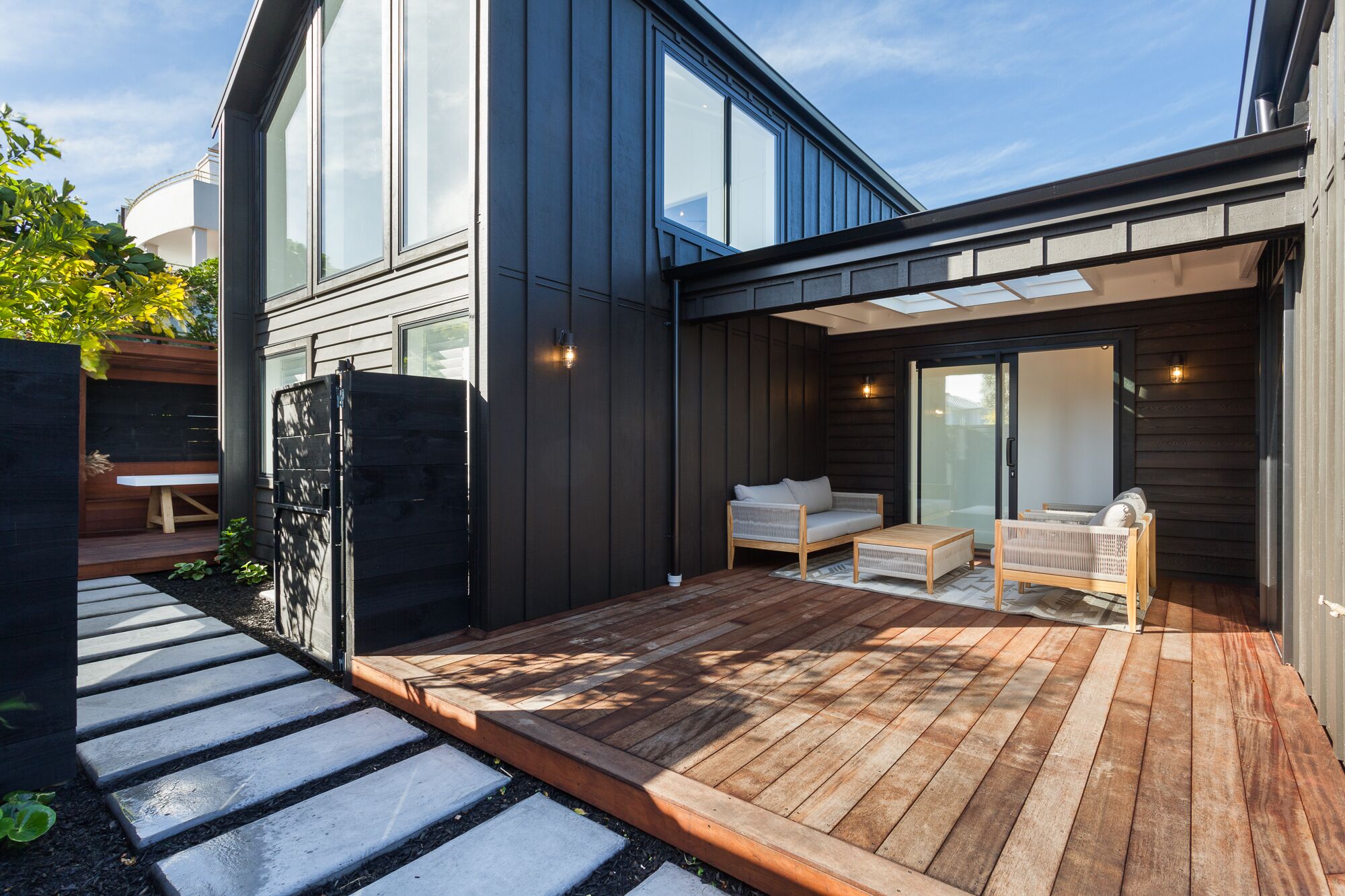 Paradise Beach Barn One Luxury Accommodation Papamoa