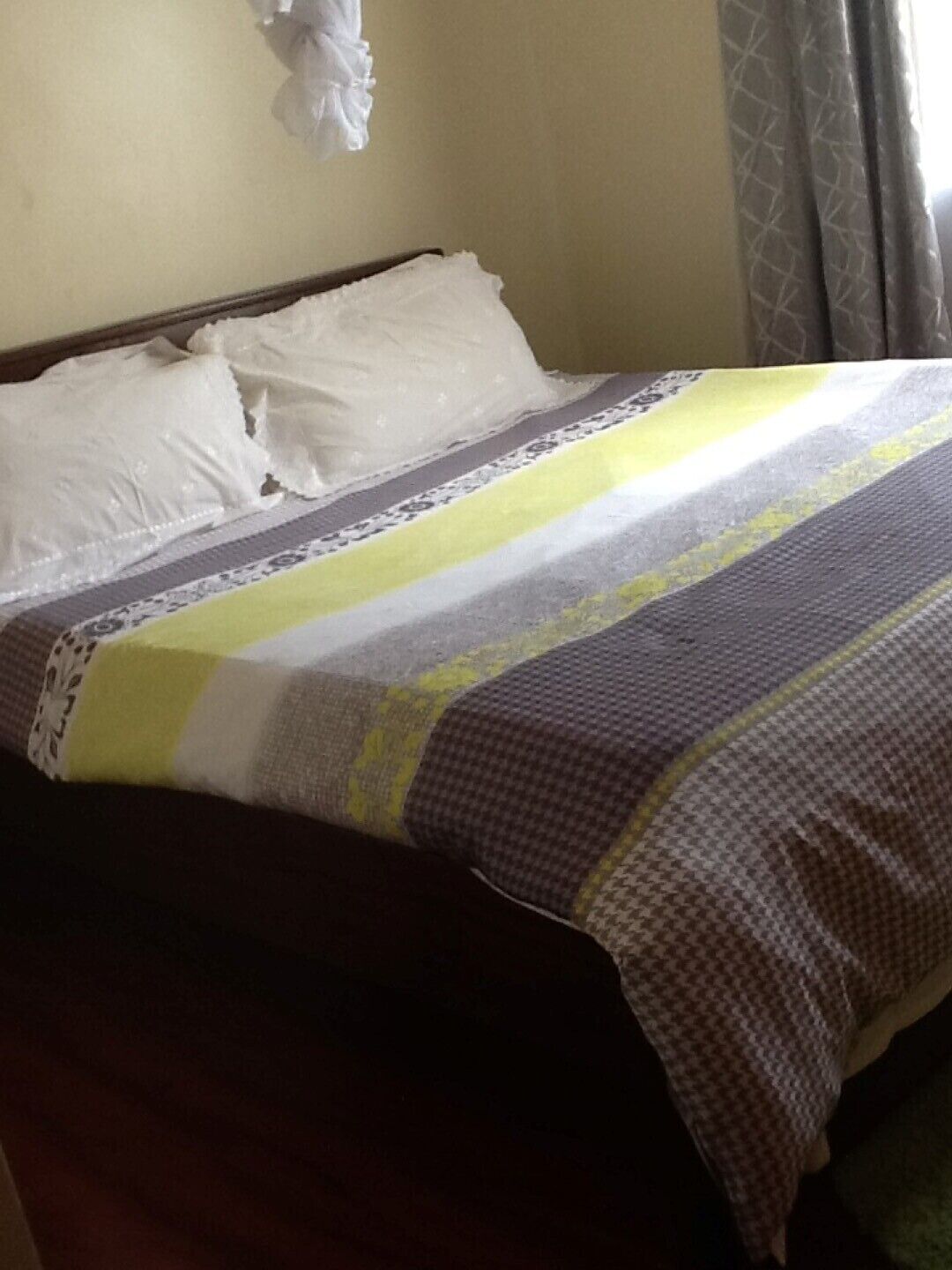 2 bedroom apartment FULLY FURNISHED
