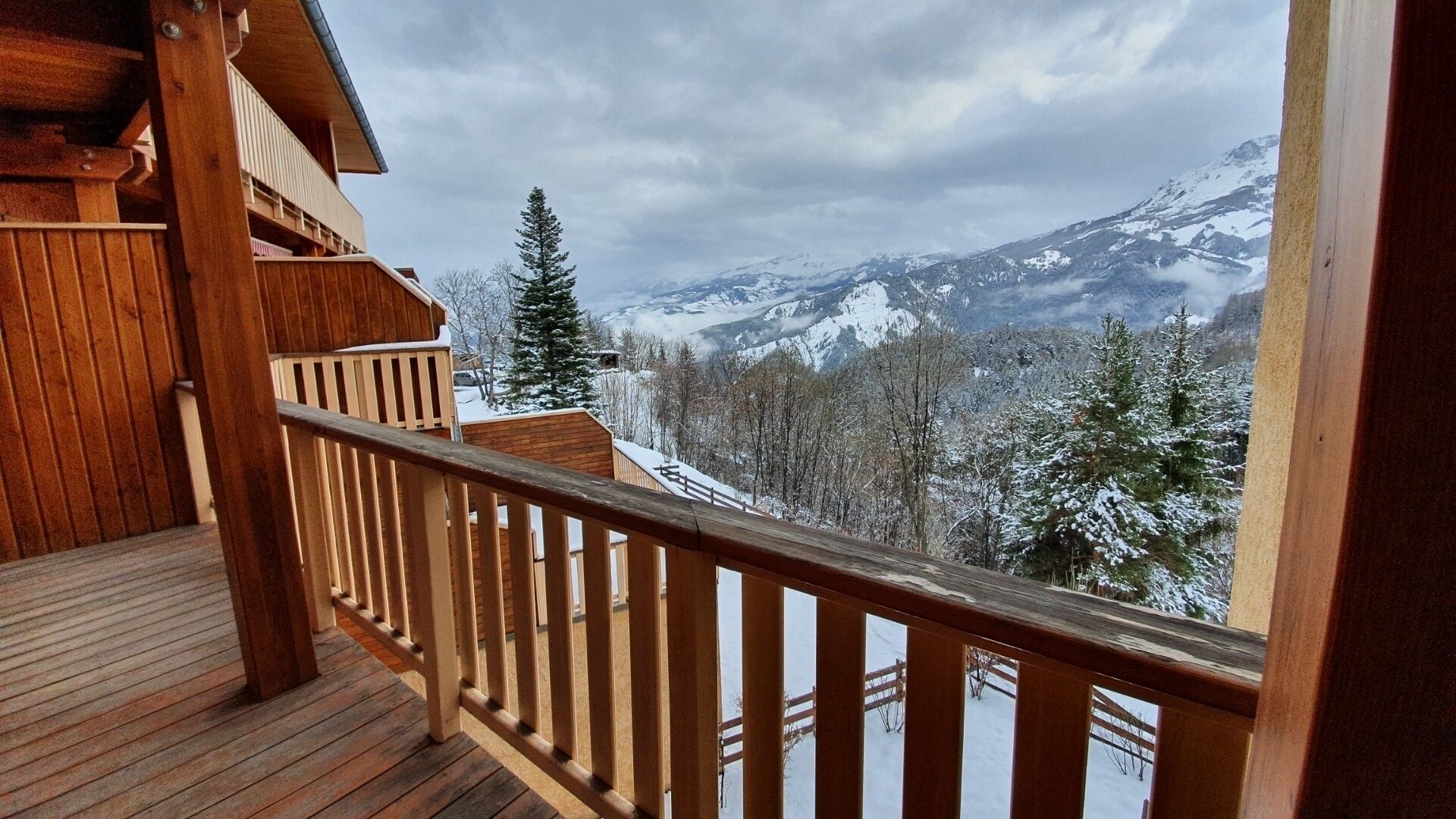 Nice new apartment praloup 1600 (ski rental reduction)