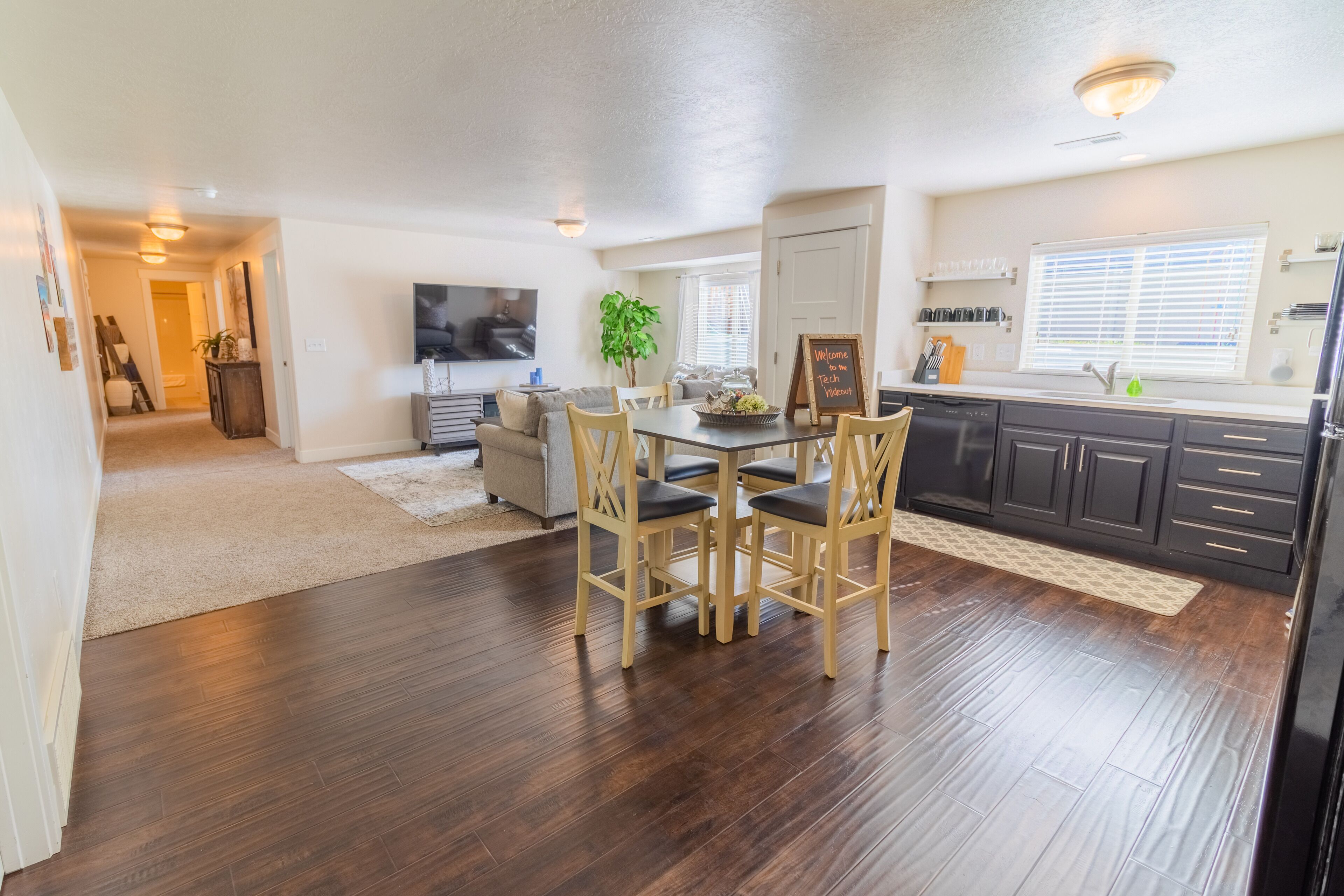 Tech Hideout | Basement Apartment Near Freeway, Shopping, and Restaurants