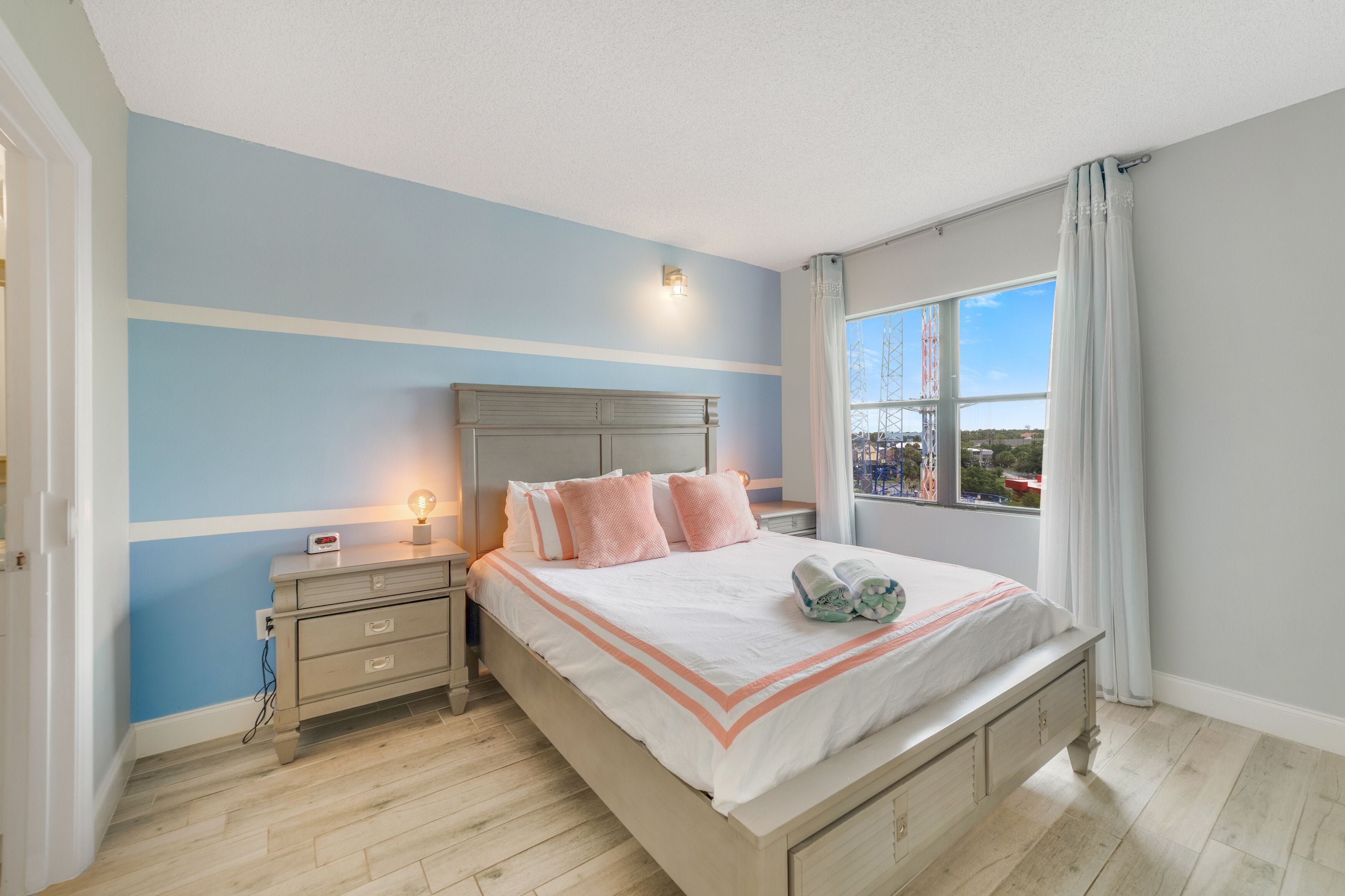 Marvelous Resort Condo with Heated Pool and a View!