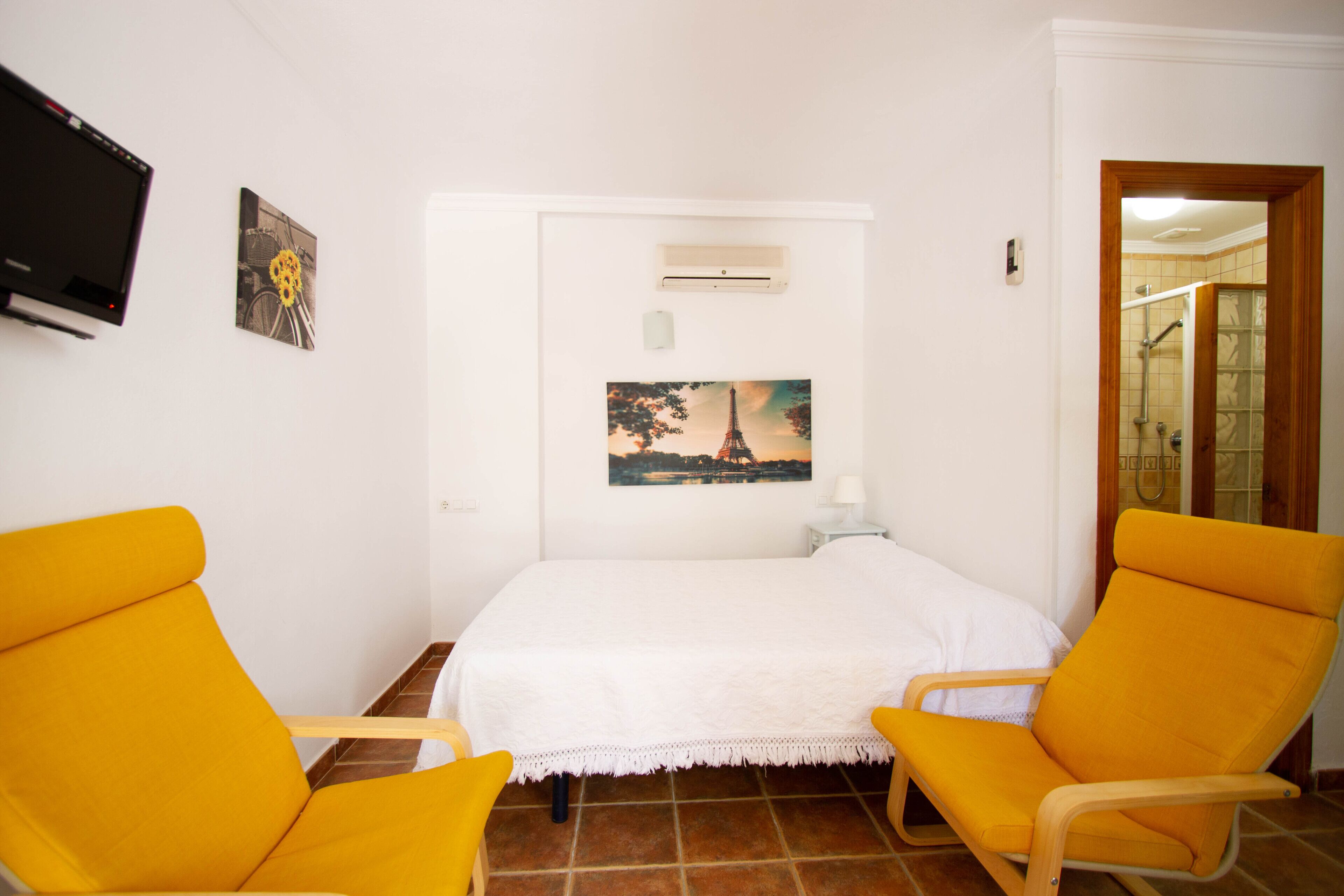 Room with Kitchen -Trajano (2 Pax.) Bolonia Beach