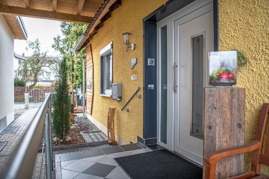 Lovingly furnished apartment with modern facilities and terrace