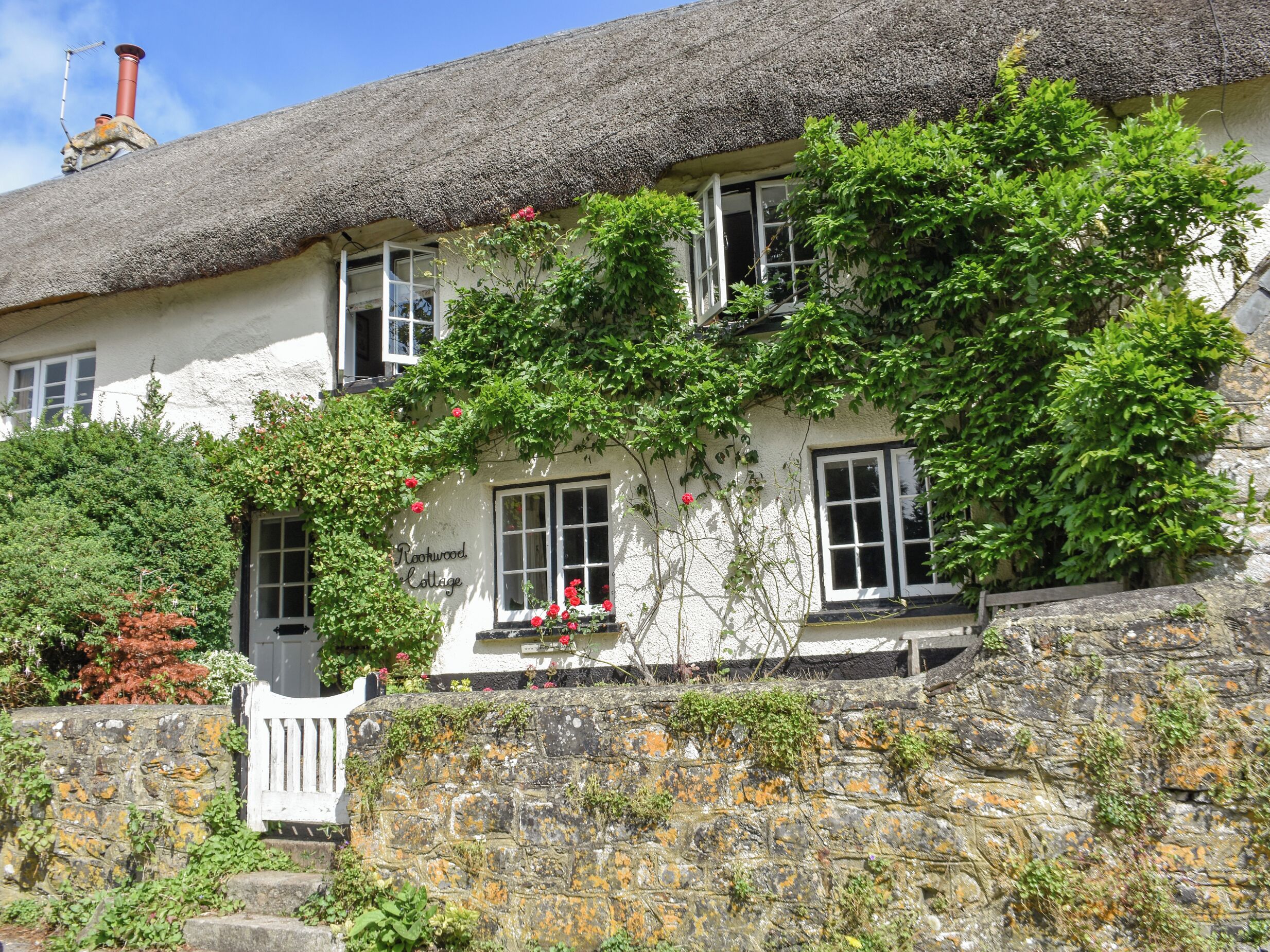 ROOKWOOD, pet friendly, luxury holiday cottage in Drewsteignton